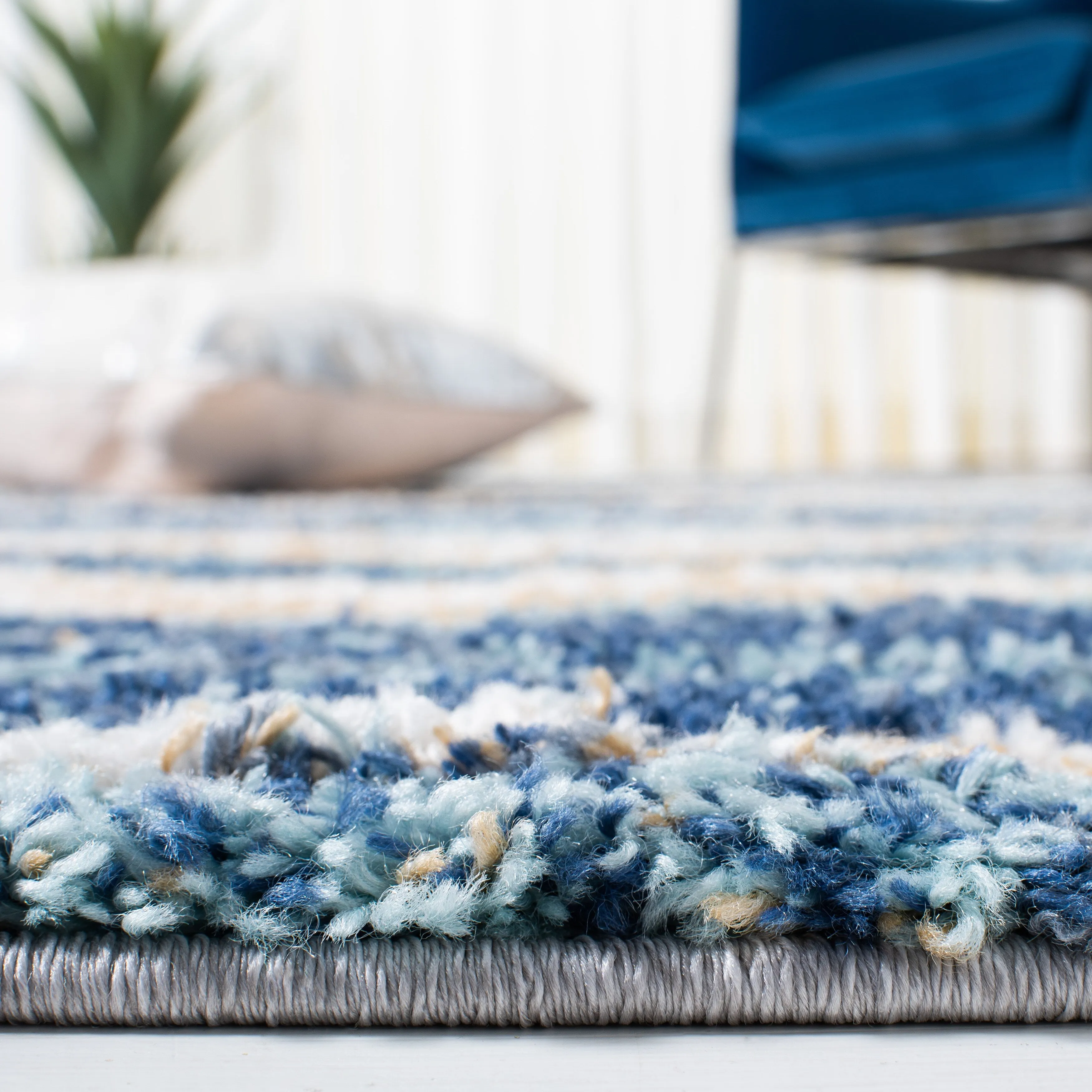 SAFAVIEH Calista Shag Mare Abstract 1-inch Thick Rug
