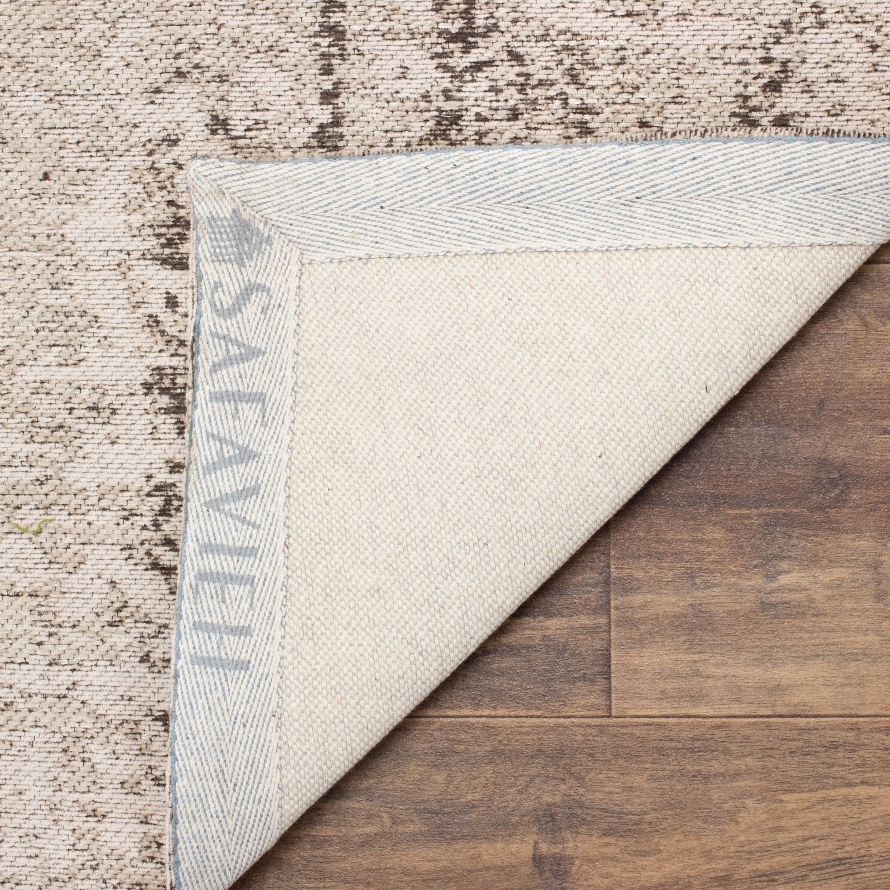 SAFAVIEH Classic Vintage Boho Mientje Distressed Oriental Cotton Rug
