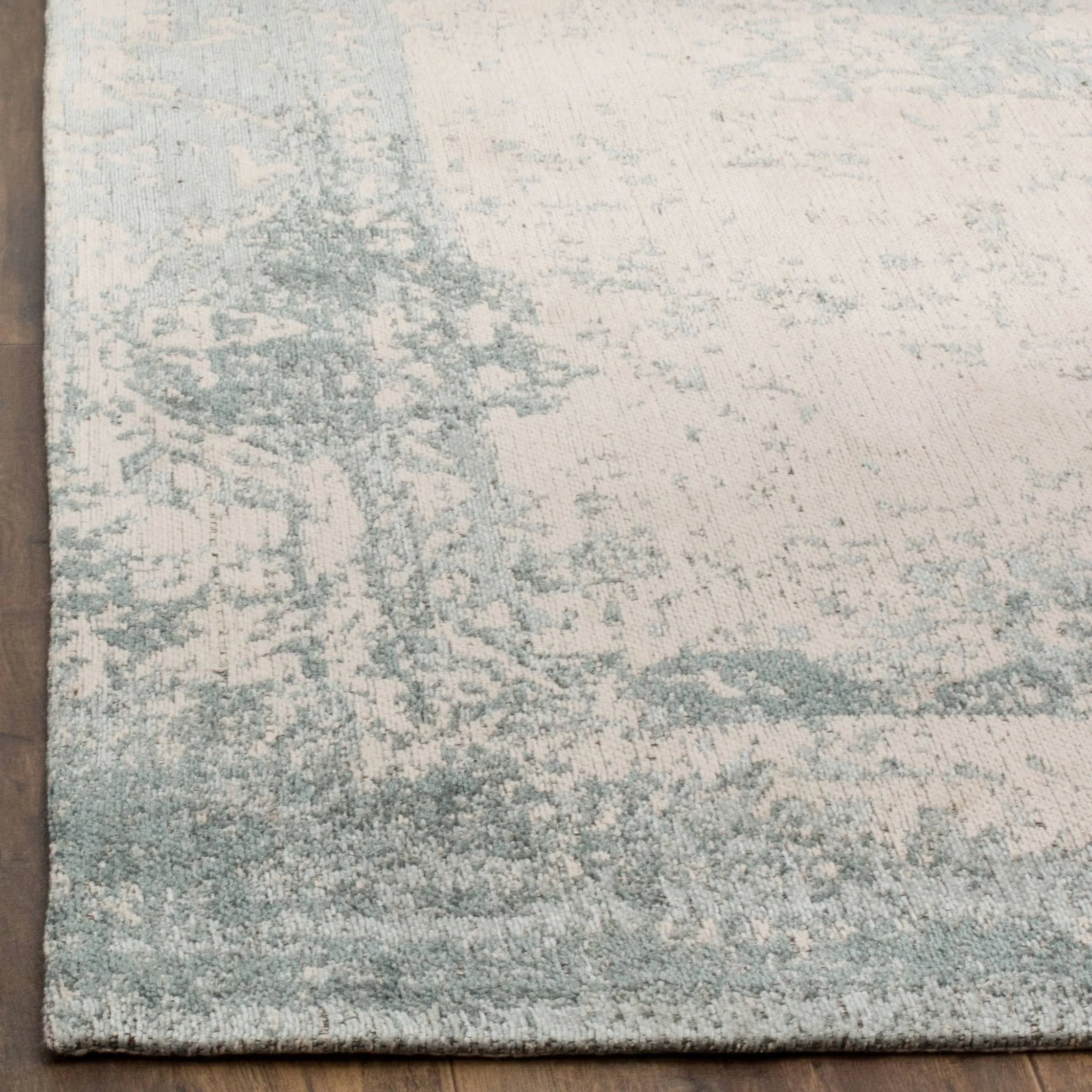 SAFAVIEH Classic Vintage Boho Mientje Distressed Oriental Cotton Rug