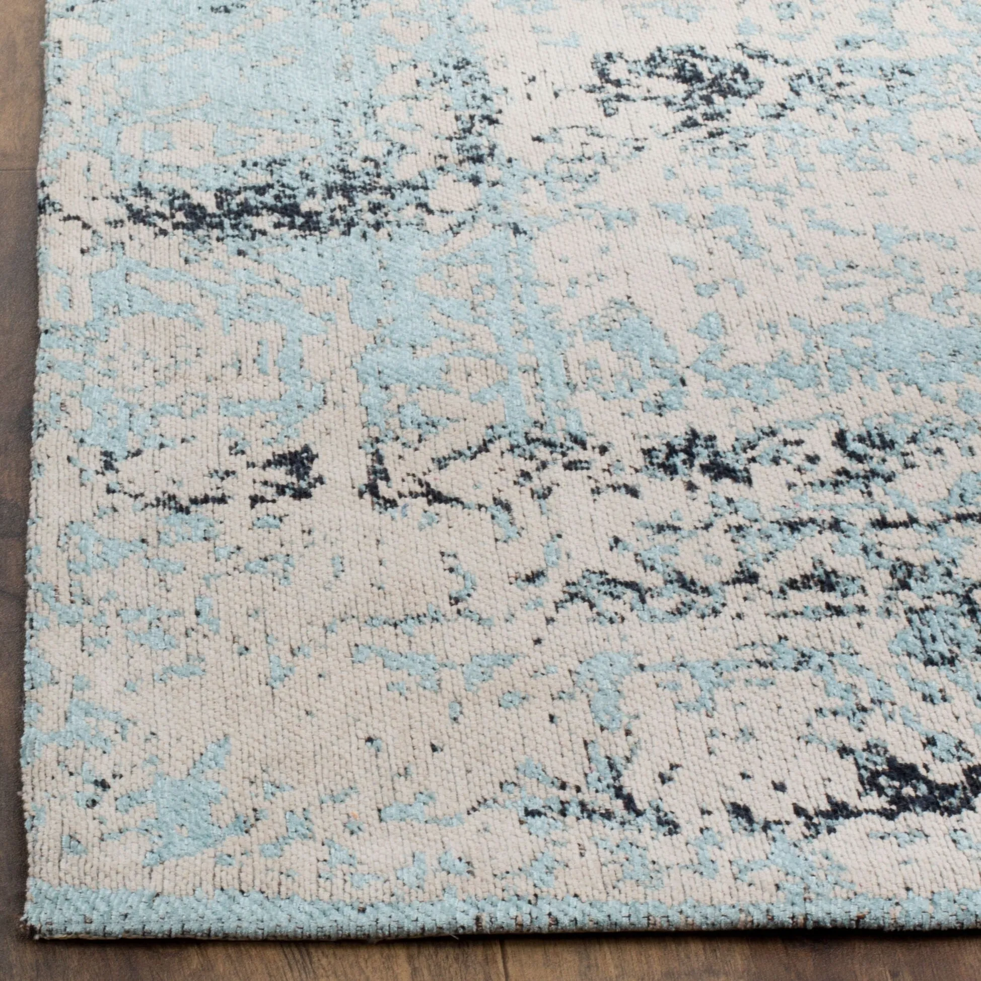 SAFAVIEH Classic Vintage Boho Mientje Distressed Oriental Cotton Rug
