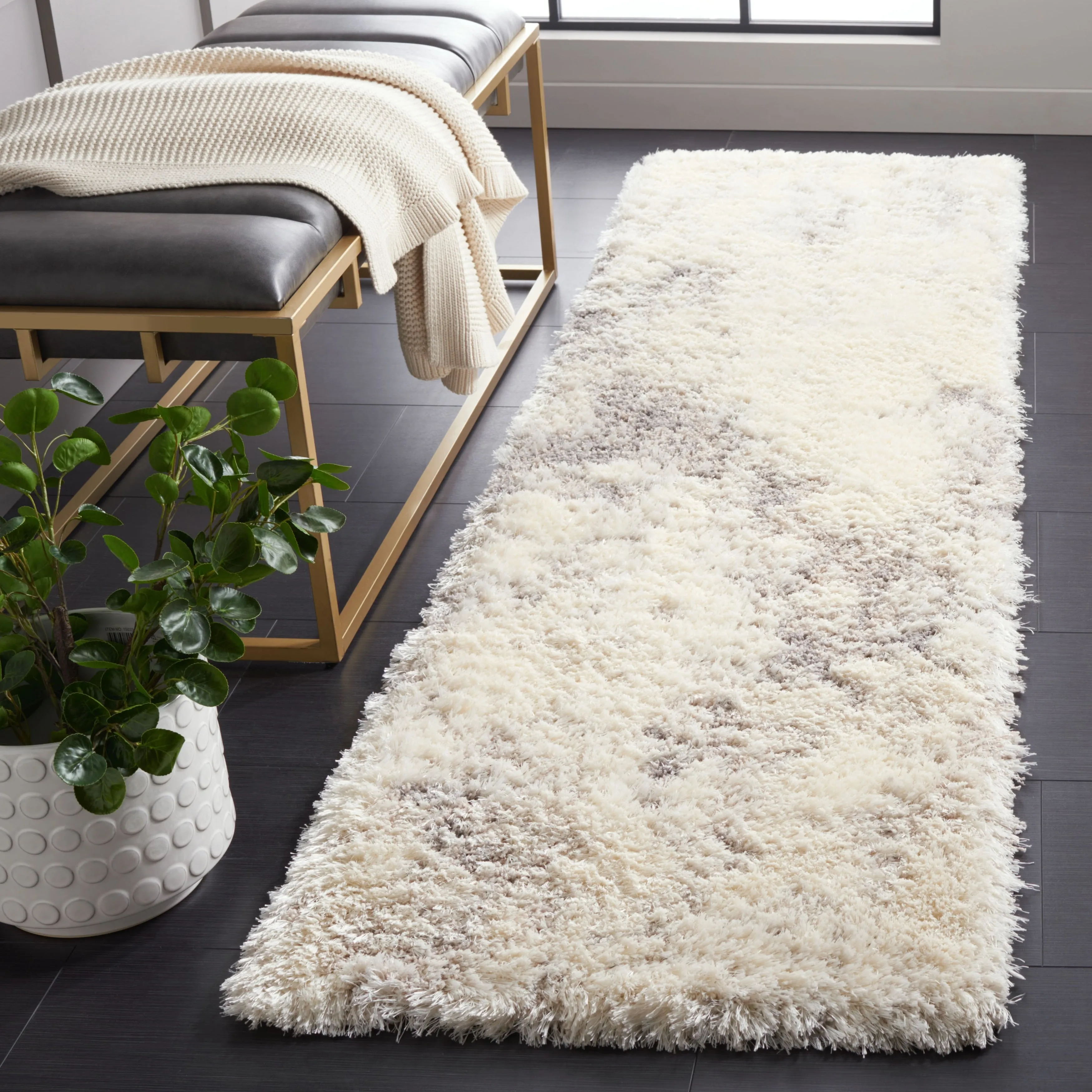 SAFAVIEH Cloud Shag Lalitha Modern Abstract 2-inch Thick Rug