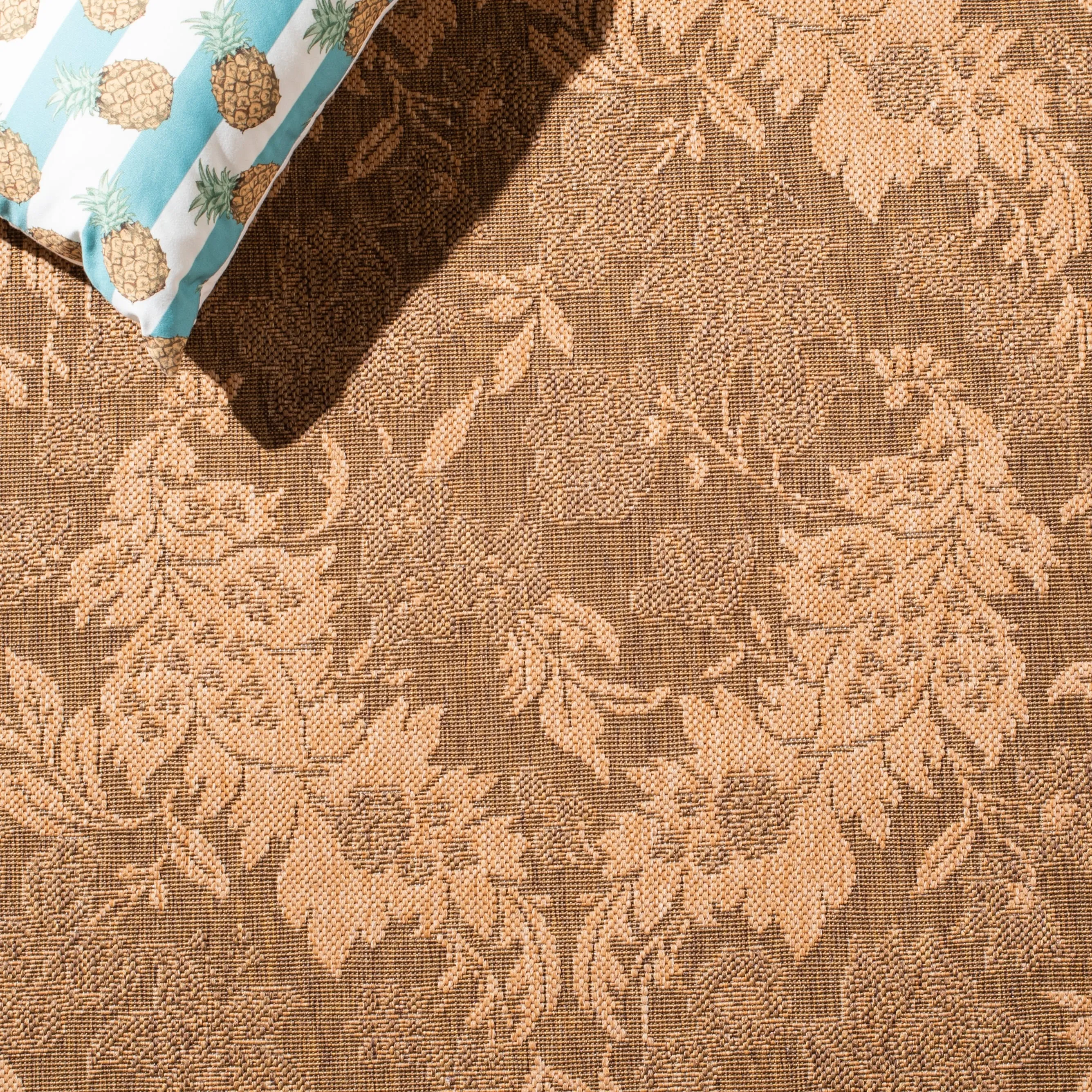 SAFAVIEH Courtyard Arla Indoor/ Outdoor Waterproof Patio Backyard Rug