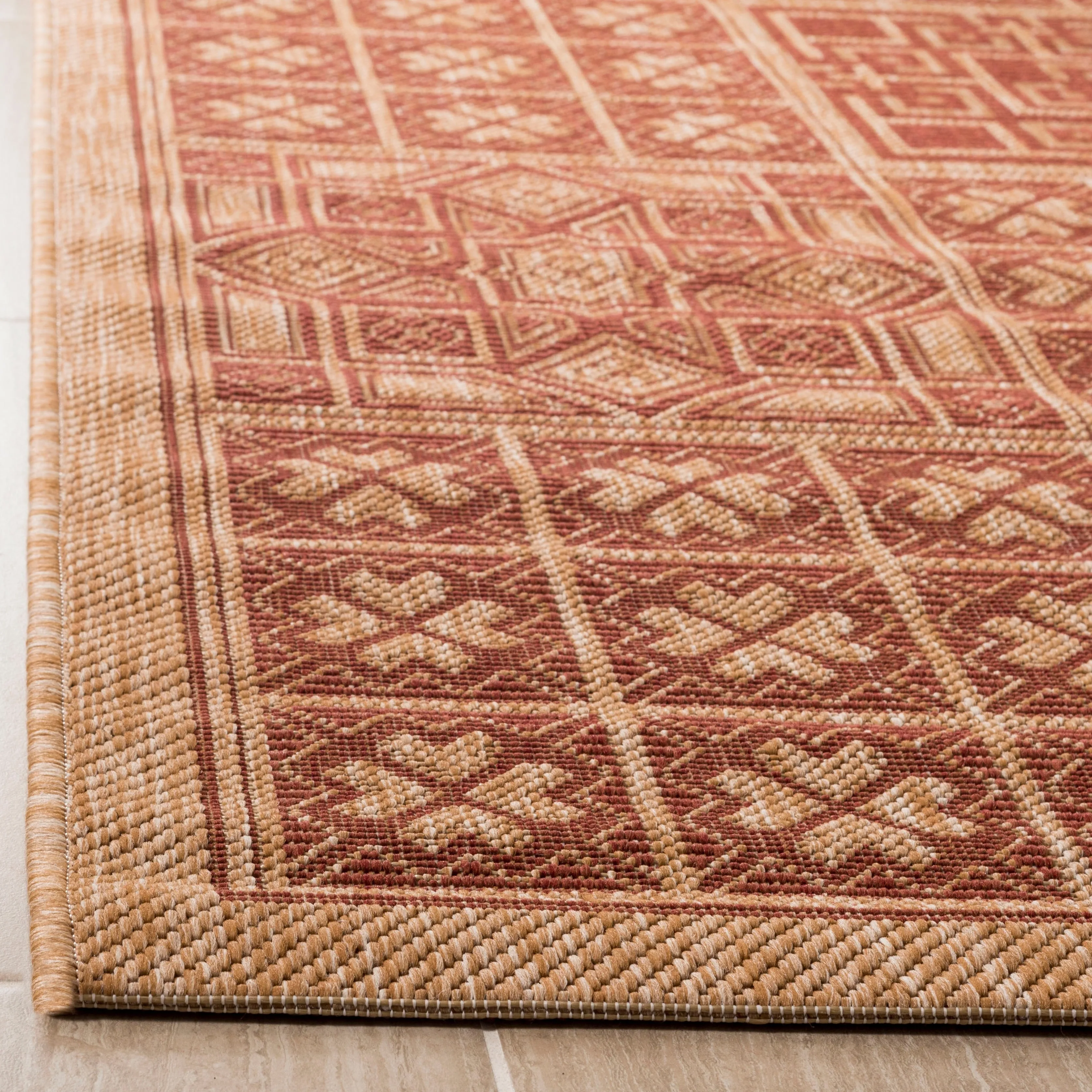 SAFAVIEH Courtyard Jacklyn Indoor/ Outdoor Waterproof Patio Backyard Rug