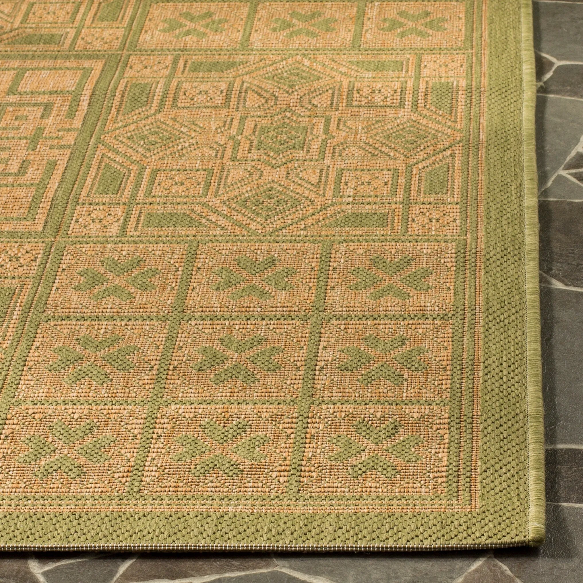 SAFAVIEH Courtyard Jacklyn Indoor/ Outdoor Waterproof Patio Backyard Rug