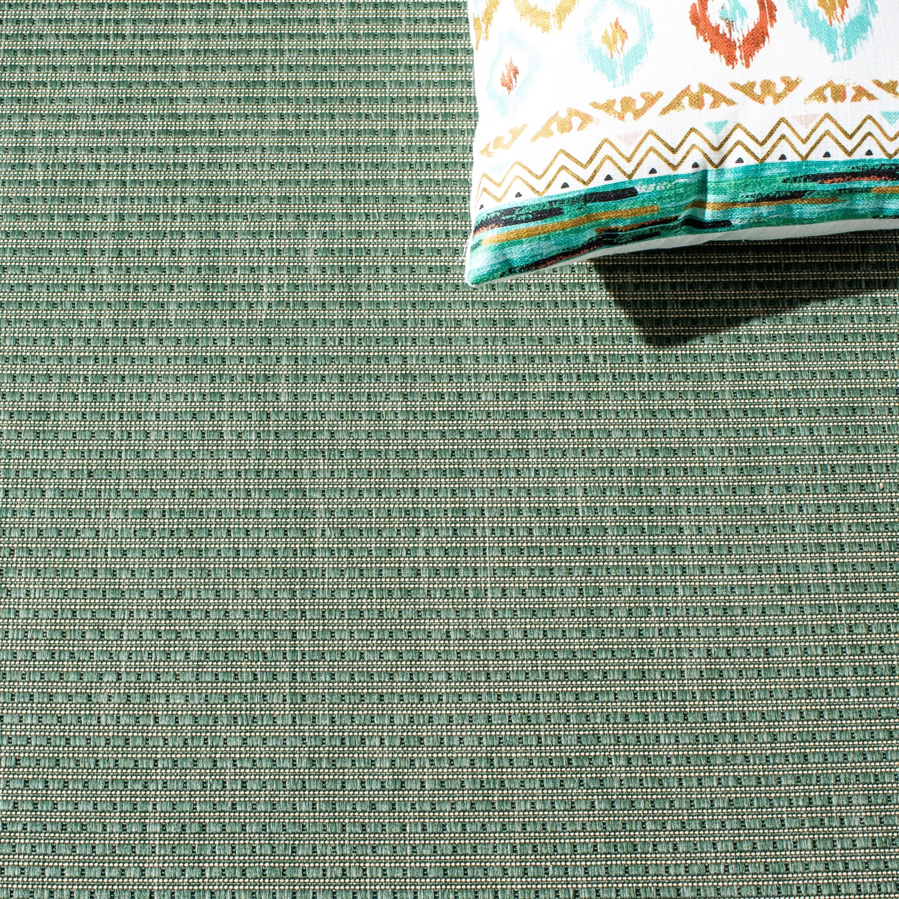 SAFAVIEH Courtyard Lyuca Indoor/ Outdoor Waterproof Backyard Patio Rug