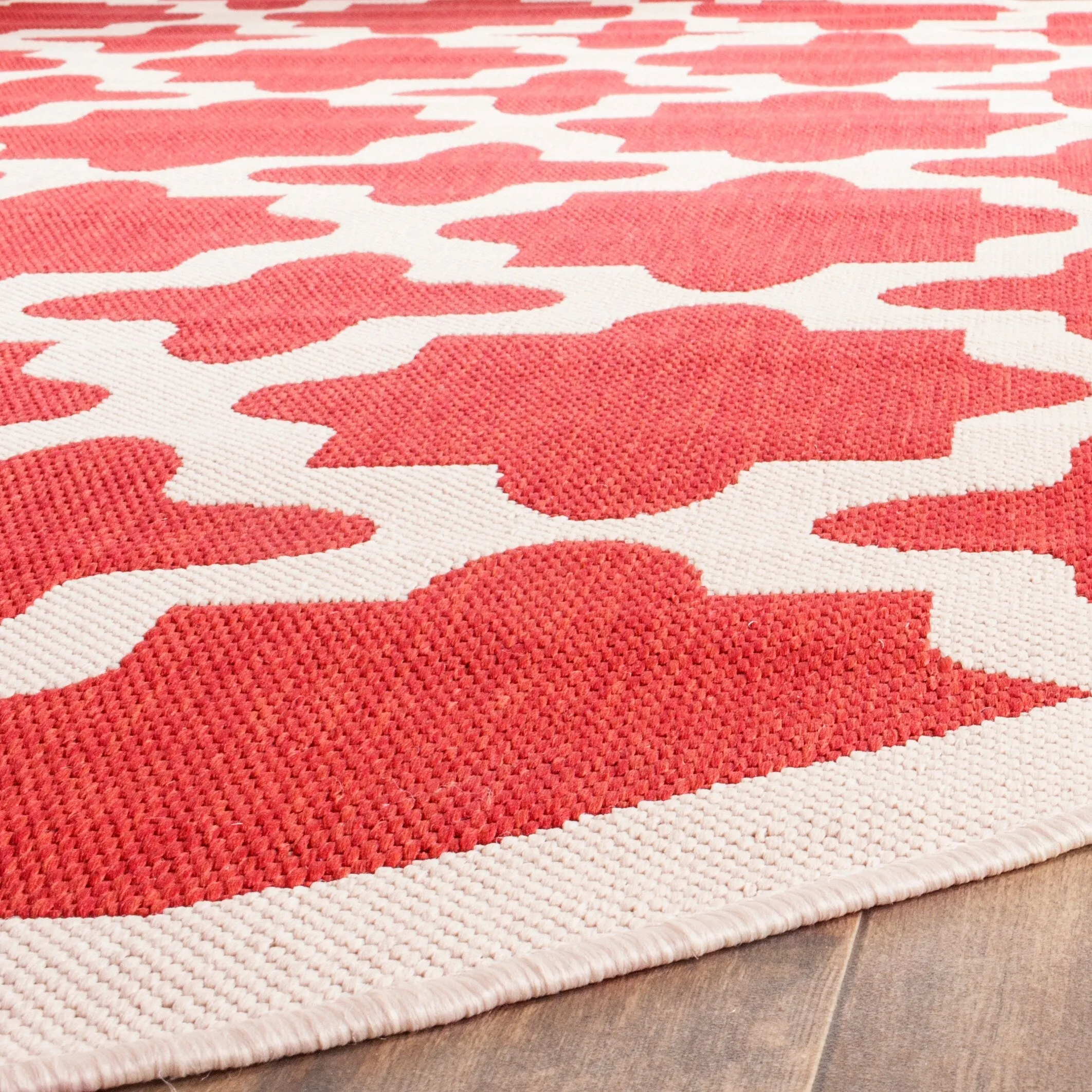 SAFAVIEH Courtyard Myrianne Indoor/ Outdoor Waterproof Patio Backyard Rug