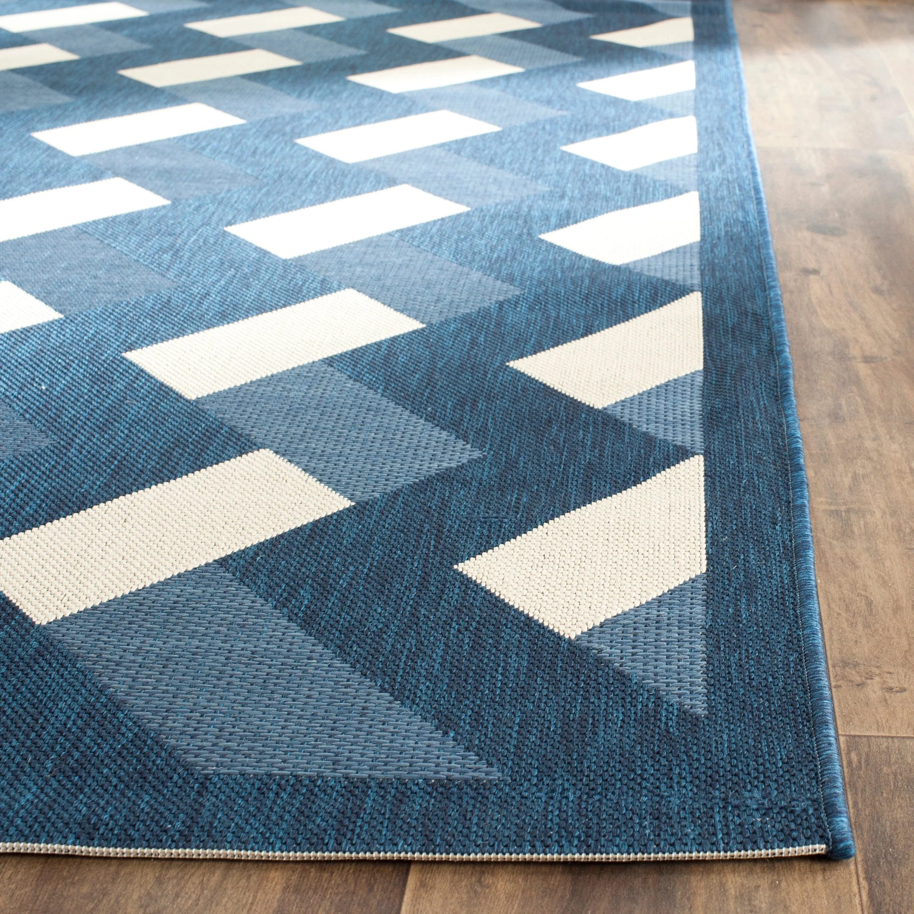 SAFAVIEH Courtyard Norita Indoor/ Outdoor Waterproof Patio Backyard Rug