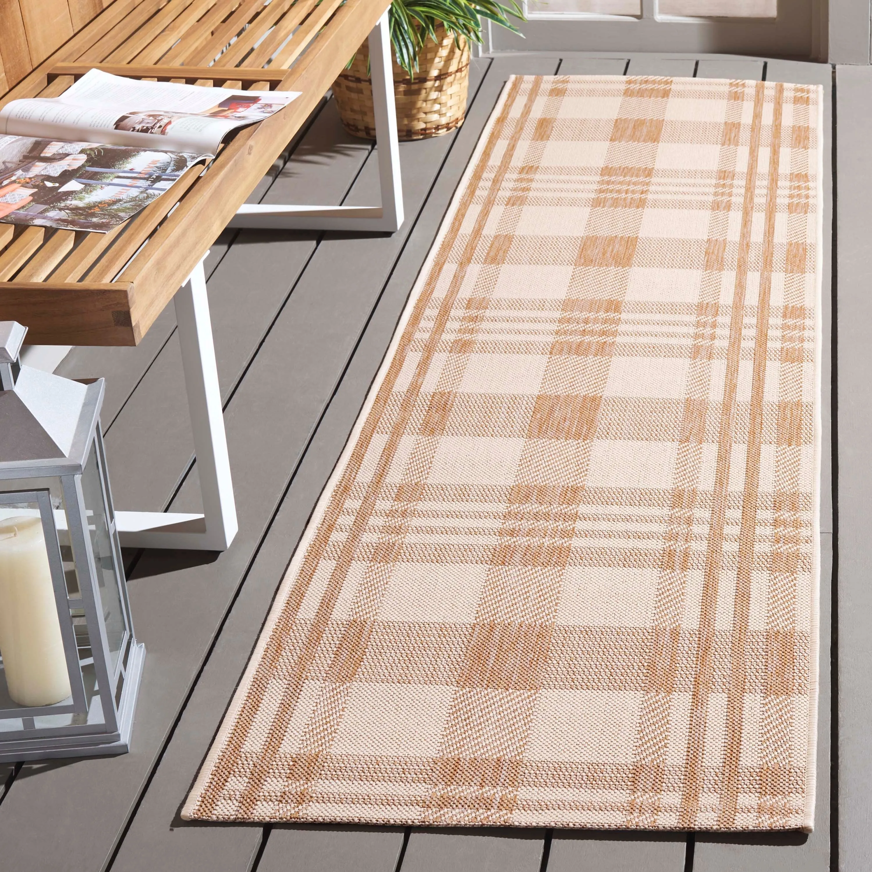 SAFAVIEH Courtyard Oriole Plaid Indoor/ Outdoor Waterproof Patio Backyard.