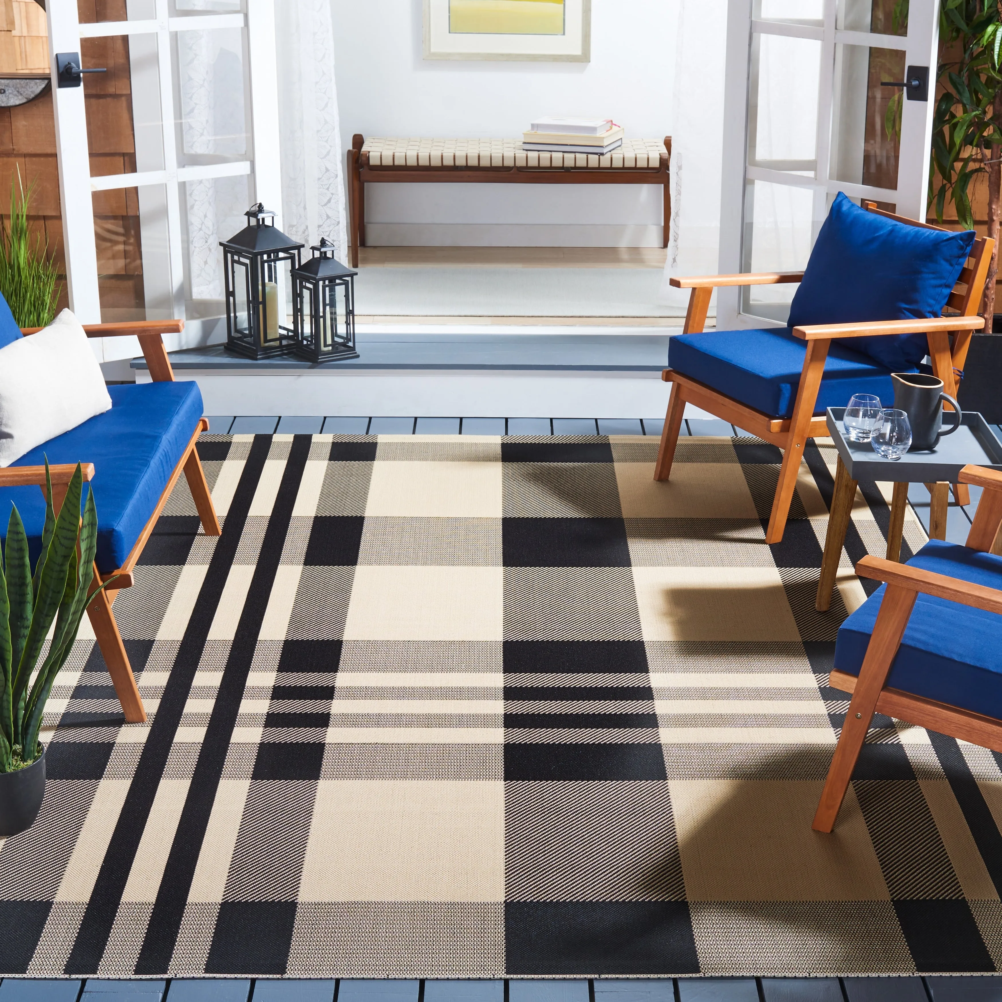 SAFAVIEH Courtyard Oriole Plaid Indoor/ Outdoor Waterproof Patio Backyard.