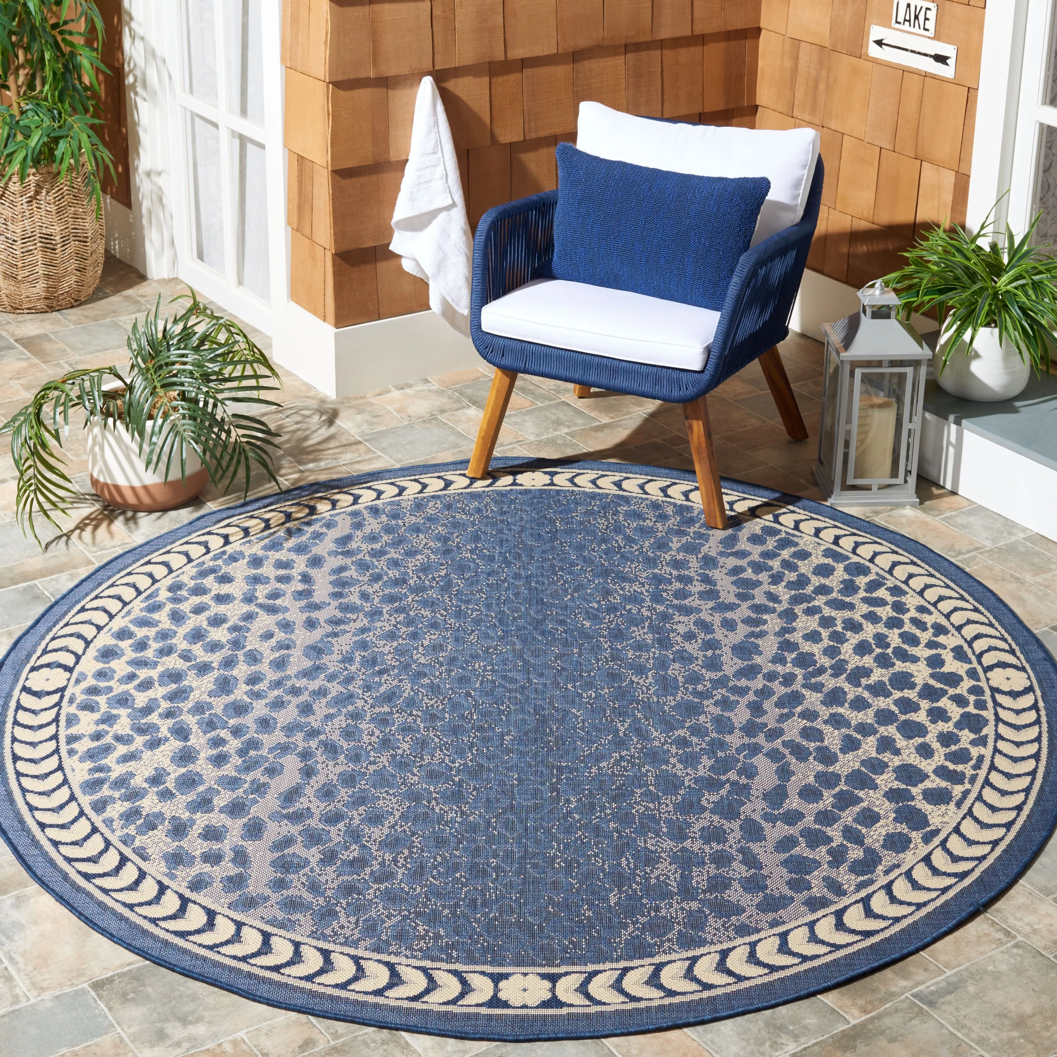 SAFAVIEH Courtyard Sanyi Indoor/ Outdoor Waterproof Patio Backyard Rug