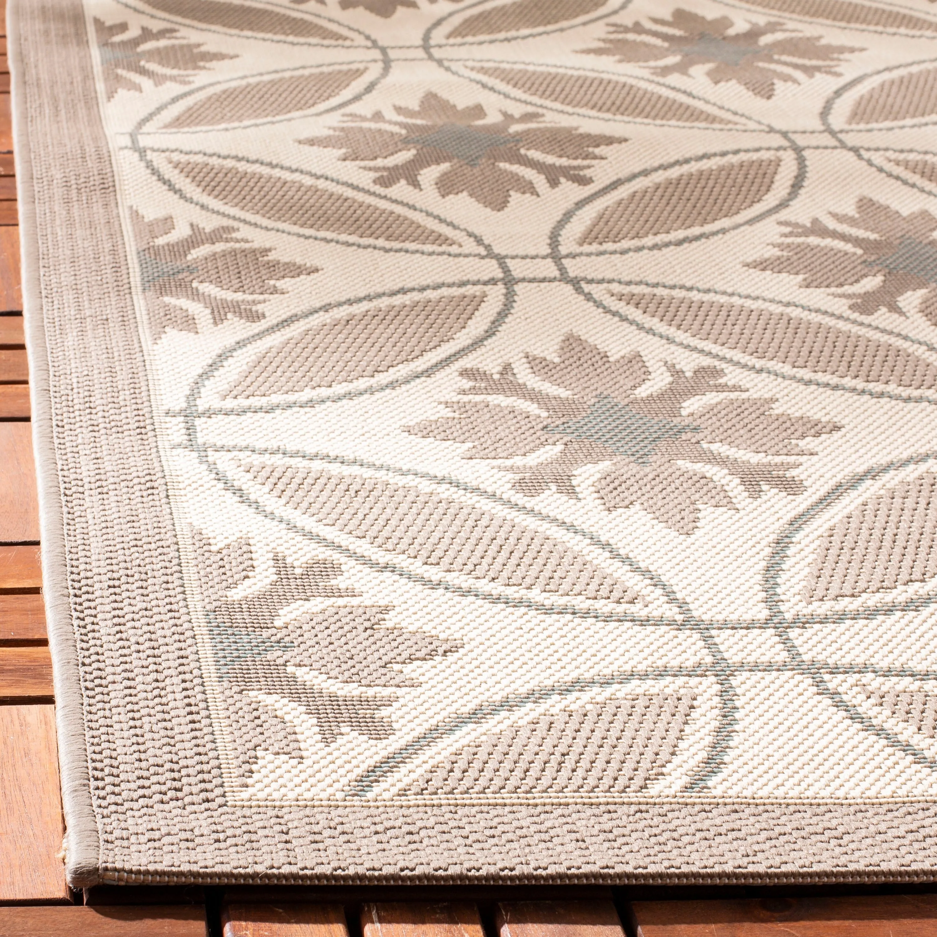 SAFAVIEH Courtyard Walfriede Indoor/ Outdoor Waterproof Rug