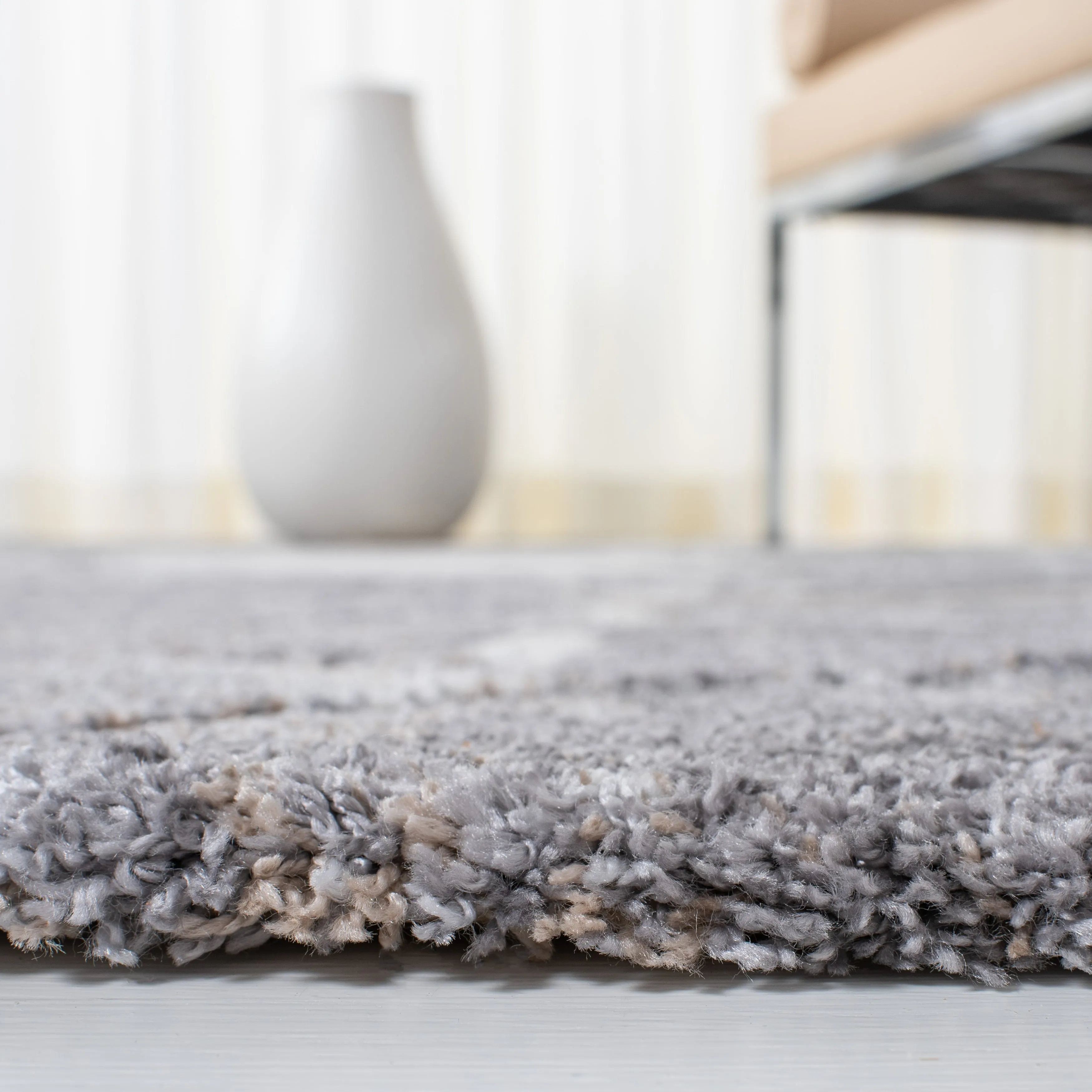 SAFAVIEH Cyrus Shag Nevra Abstract 1-inch Thick Rug