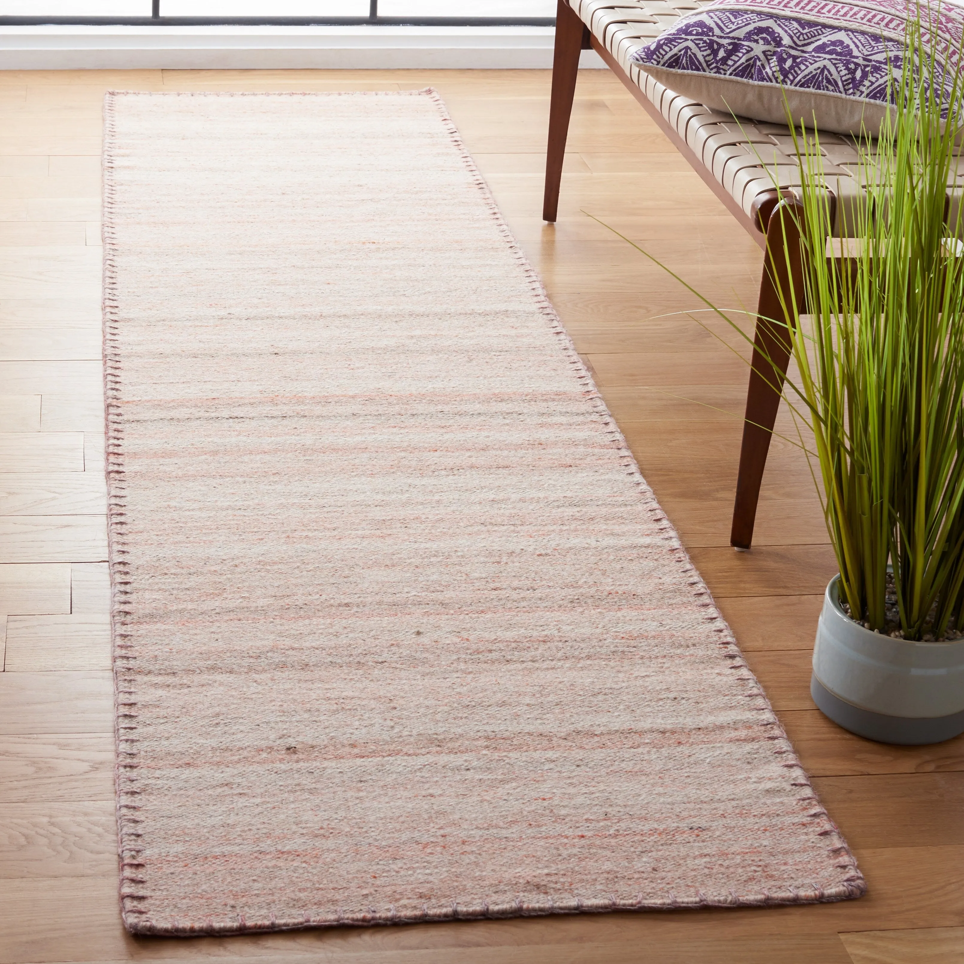 SAFAVIEH Flatweave Kilim Mizuki Wool Rug