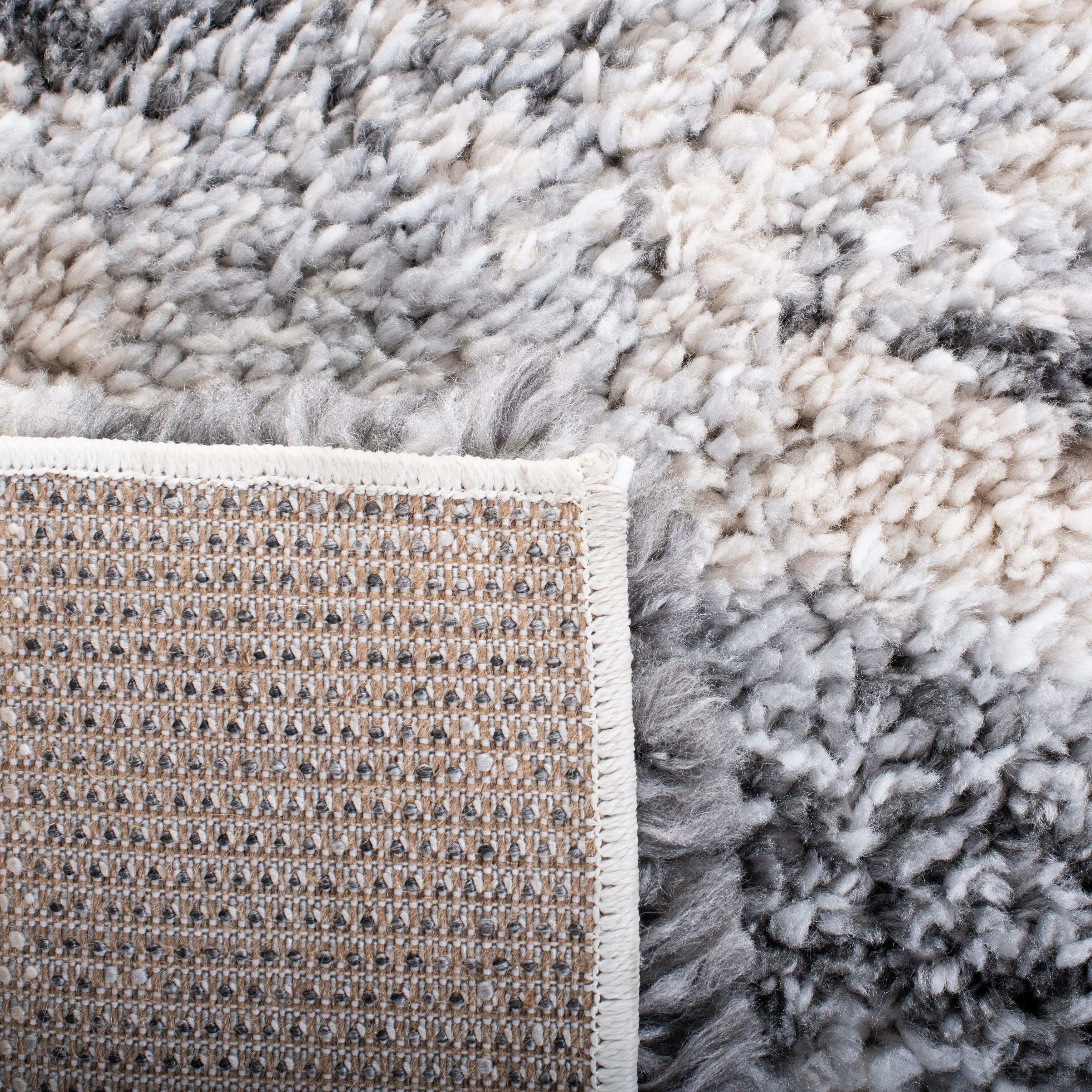 SAFAVIEH Fontana Shag Cirsten Rug