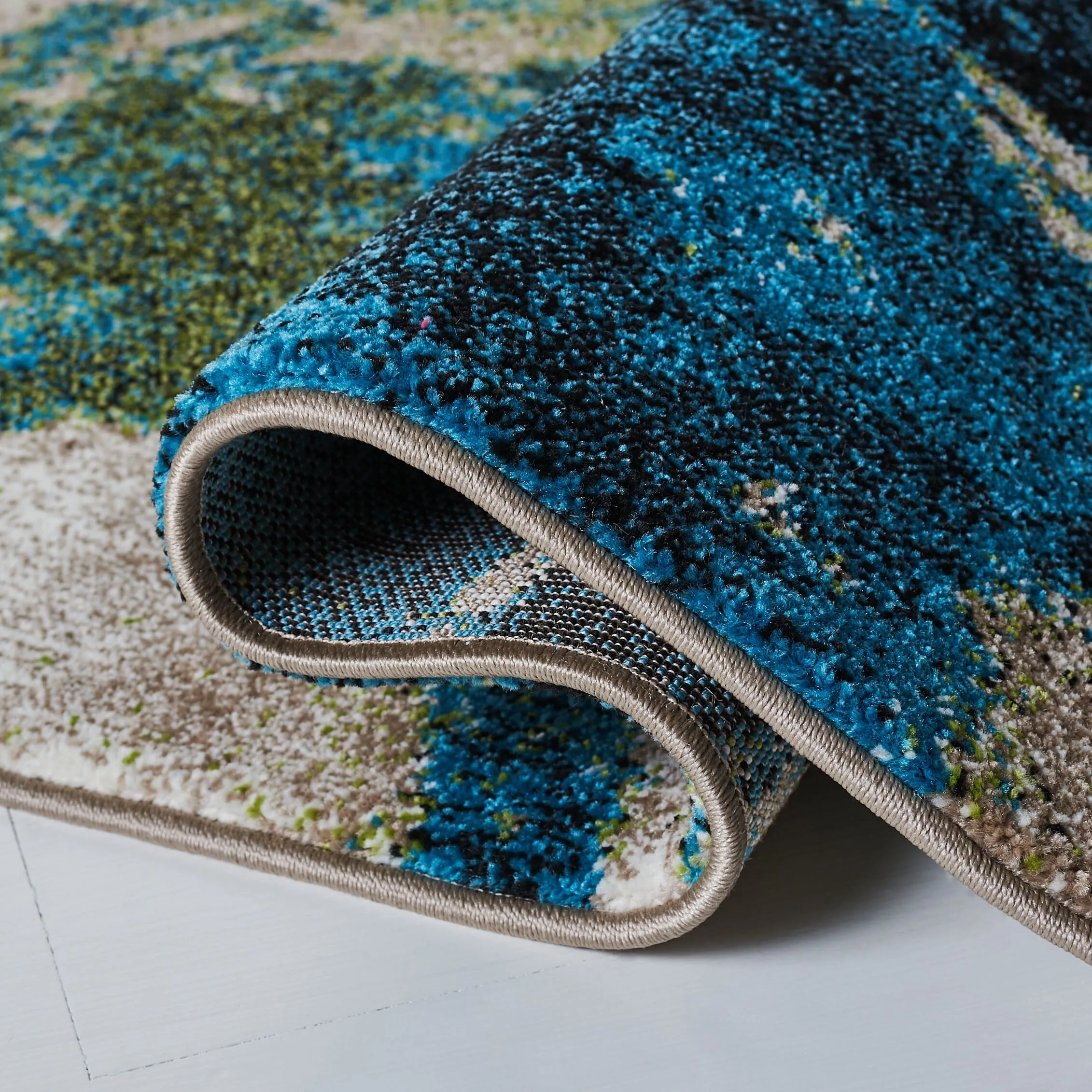 SAFAVIEH Glacier Benote Modern Abstract Rug