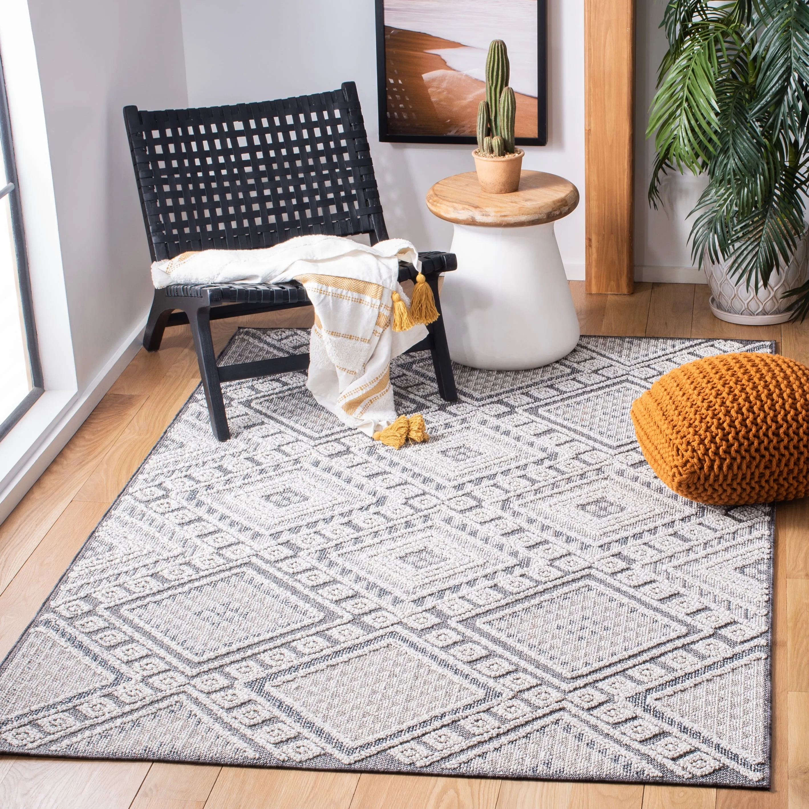 SAFAVIEH Global Sinaida Moroccan Indoor/ Outdoor Waterproof Patio Backyard