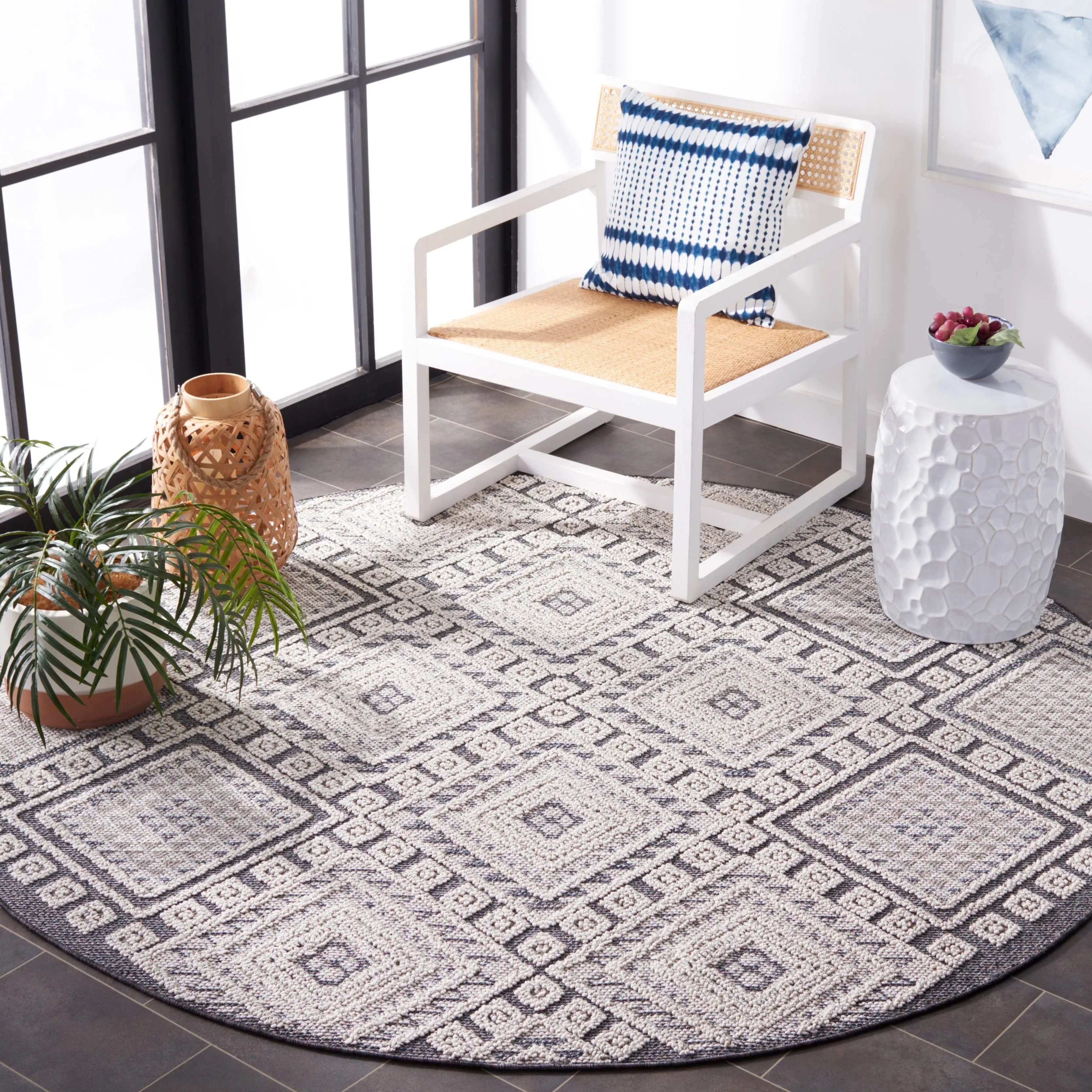 SAFAVIEH Global Sinaida Moroccan Indoor/ Outdoor Waterproof Patio Backyard