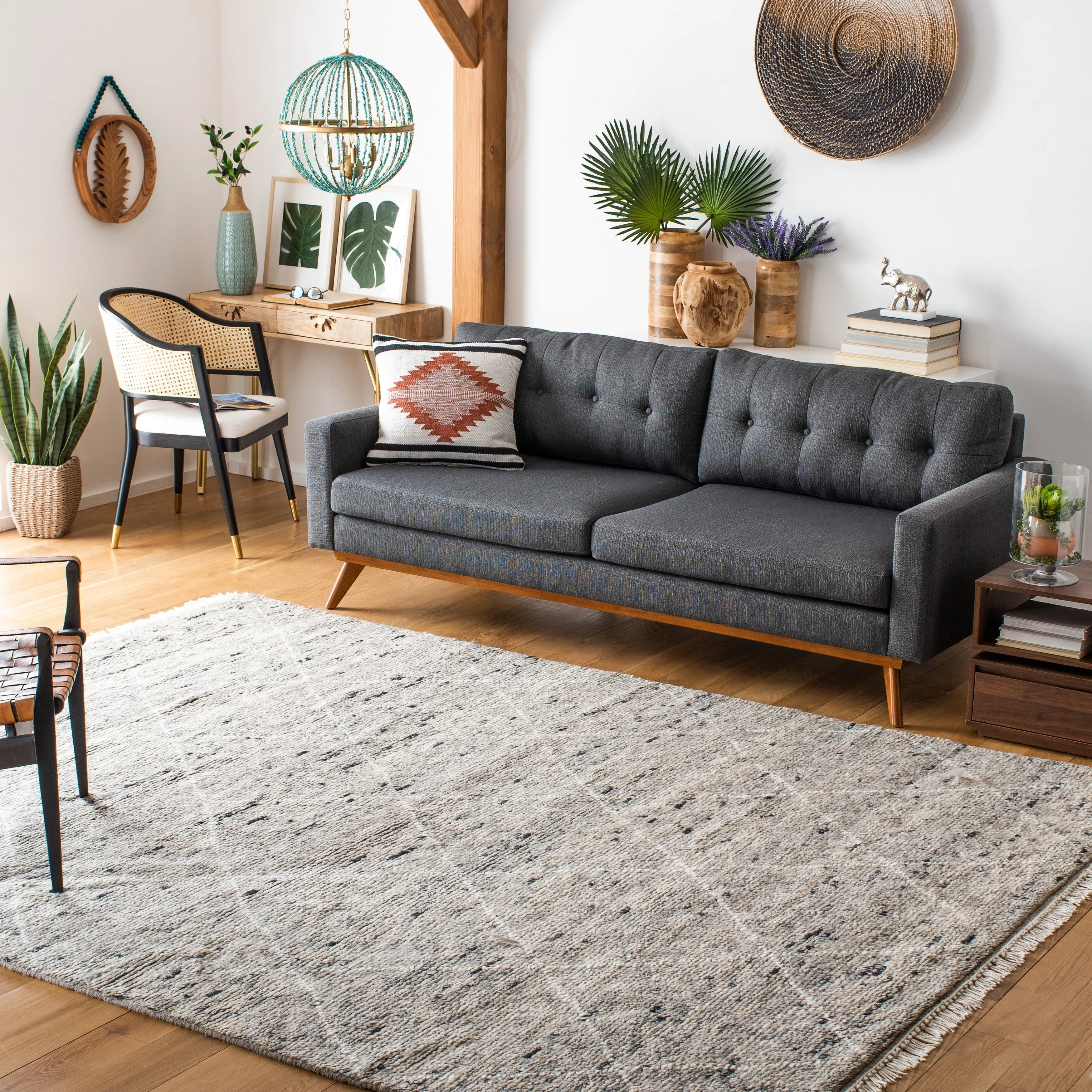 SAFAVIEH Hand-Knotted Casablanca Shag Misi Moroccan Wool Fringe Rug