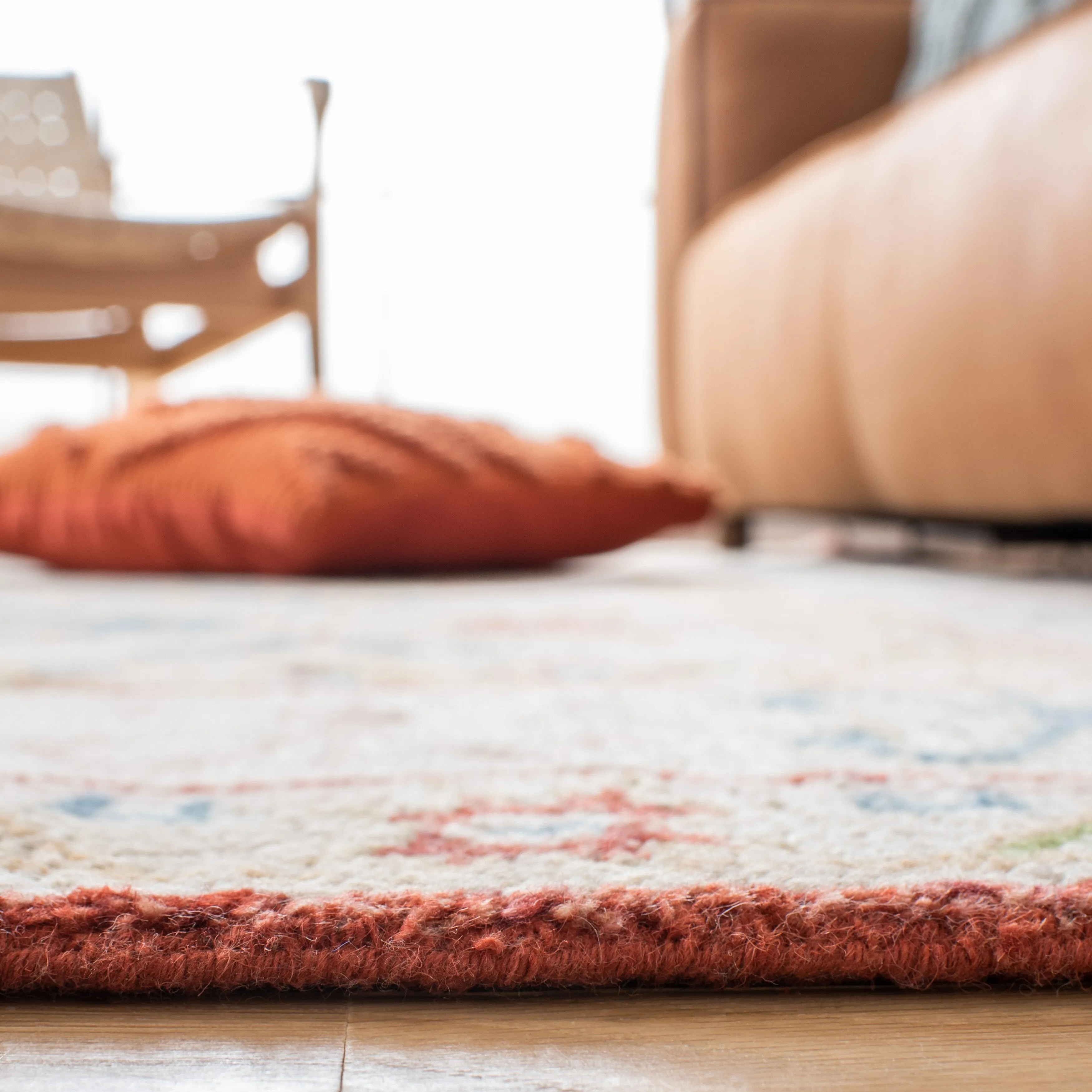 SAFAVIEH Hand-Knotted Samarkand Dolf Traditional Wool Rug