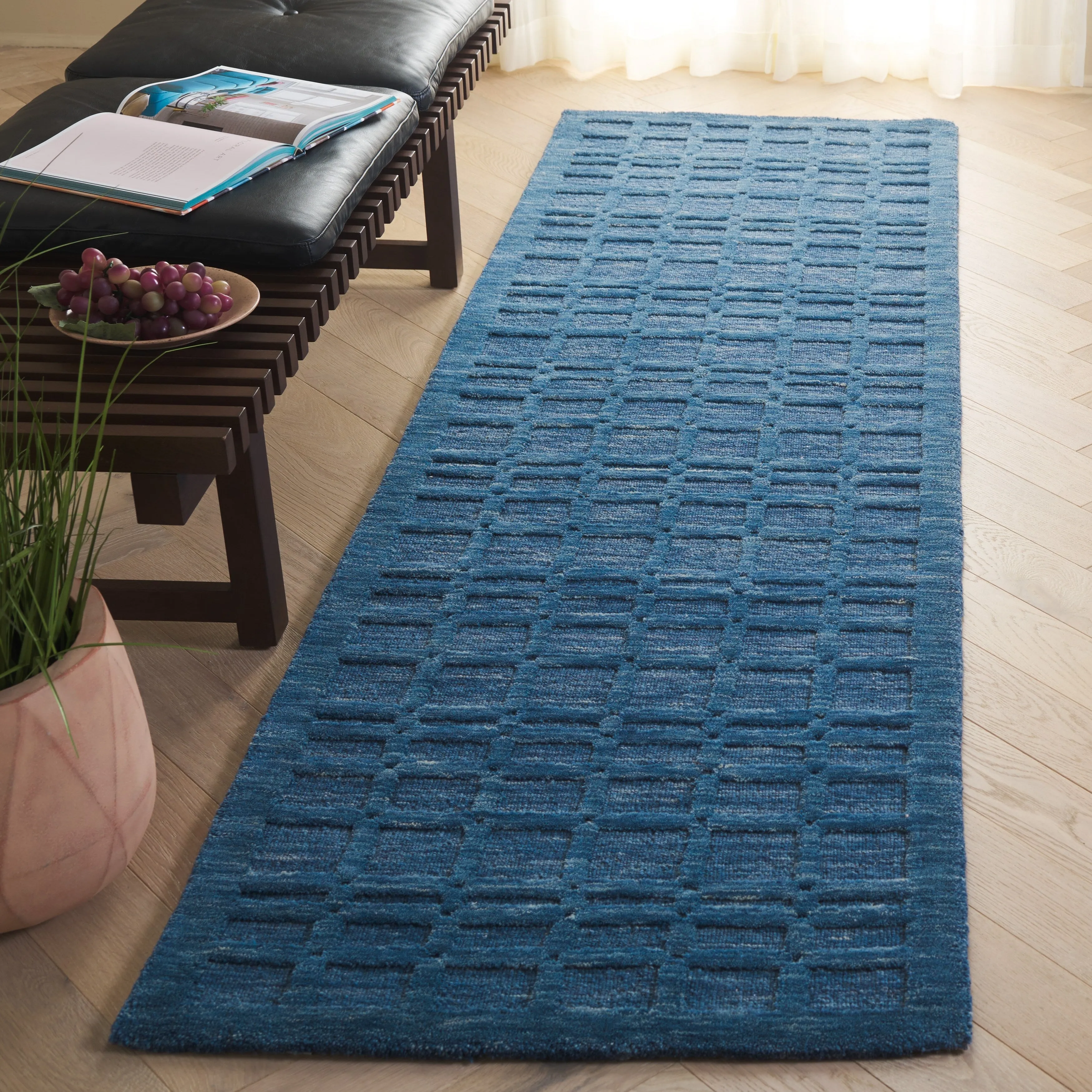 SAFAVIEH Hand-Loomed Impressions Apollonie Modern & Contemporary Wool Rug