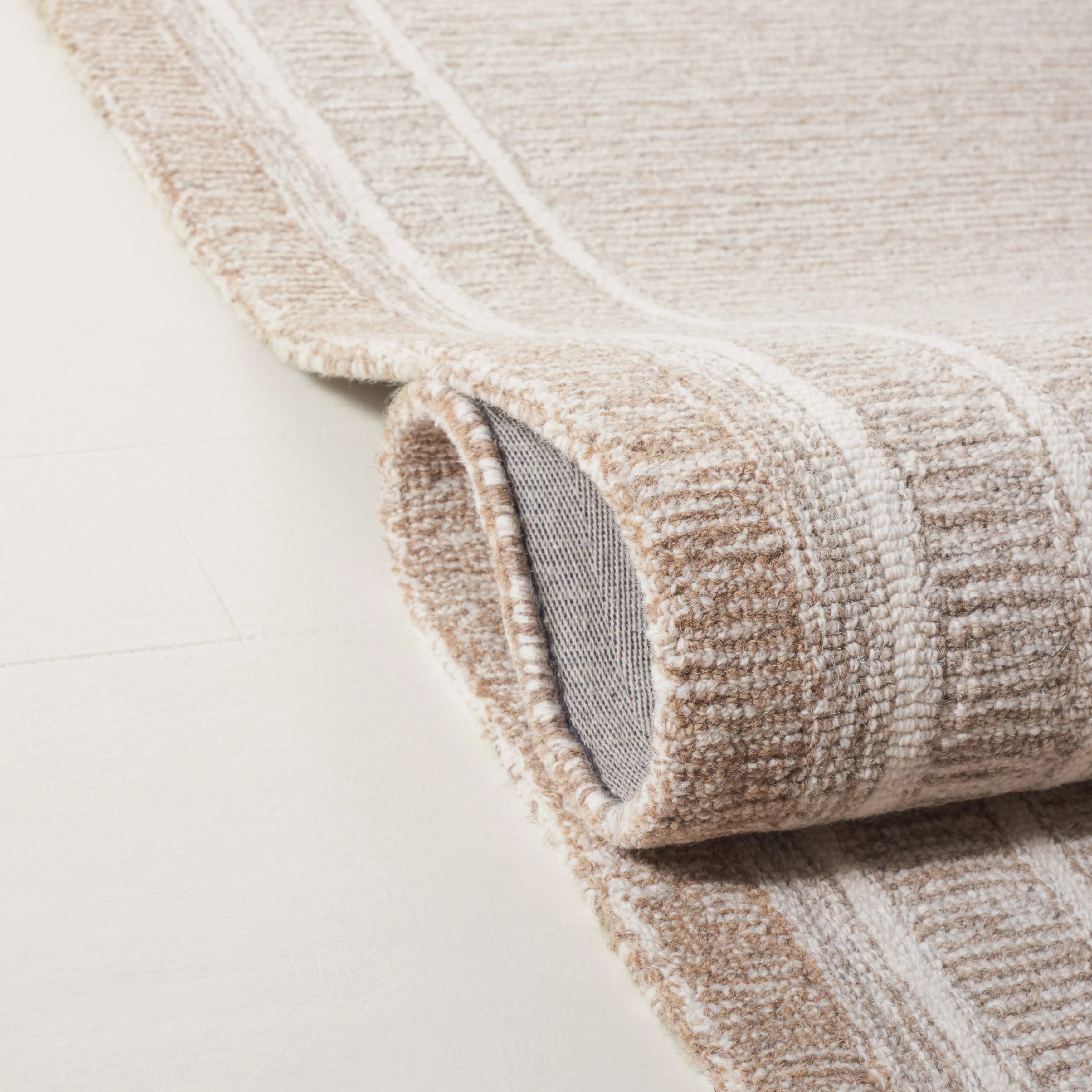 SAFAVIEH Hand-Tufted Lauren Ralph Lauren Nadra Traditional Wool Rug