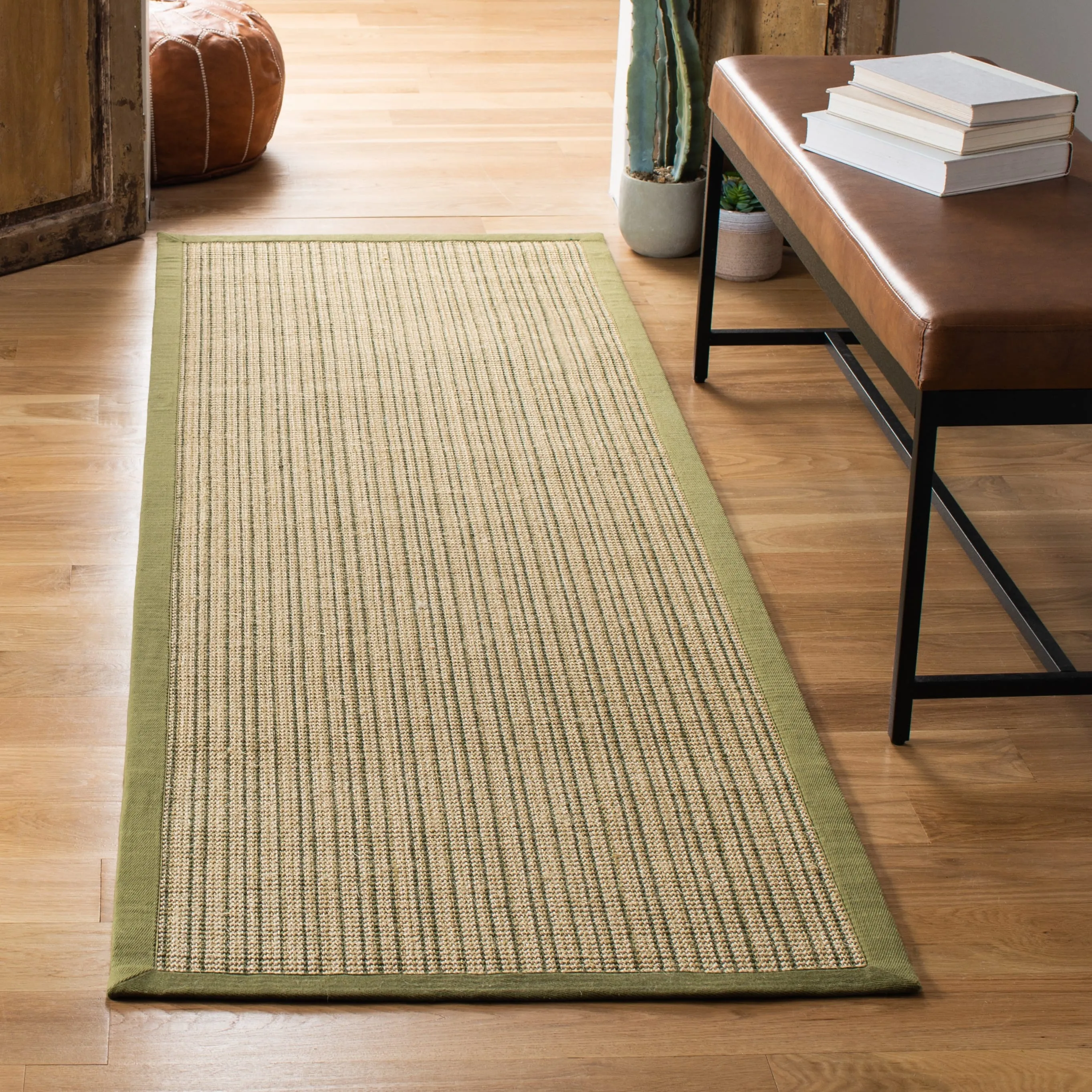 SAFAVIEH Hand-Woven Natural Fiber Alecia Sisal Rug