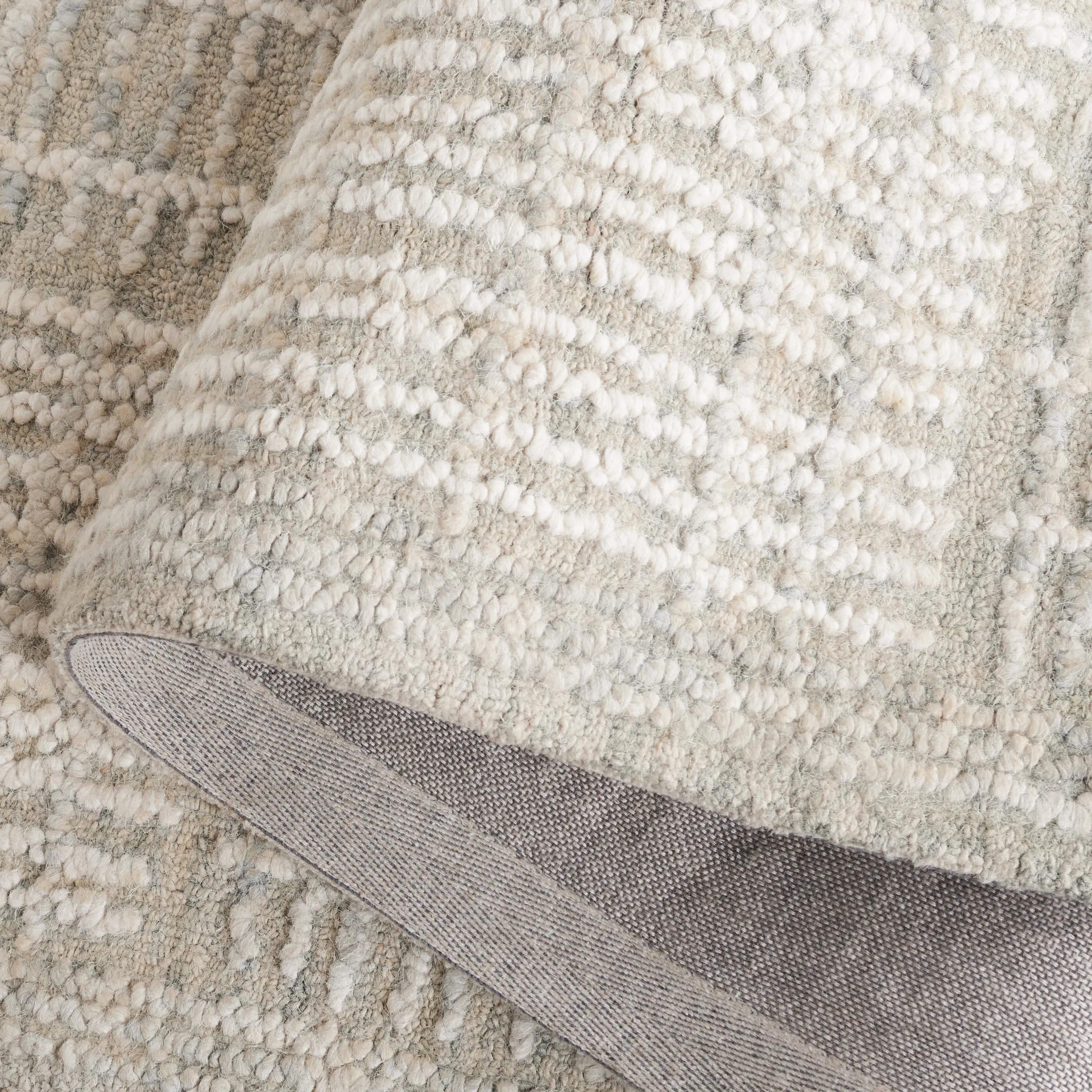 SAFAVIEH Handmade Abstract Anoek Checkered Wool Rug