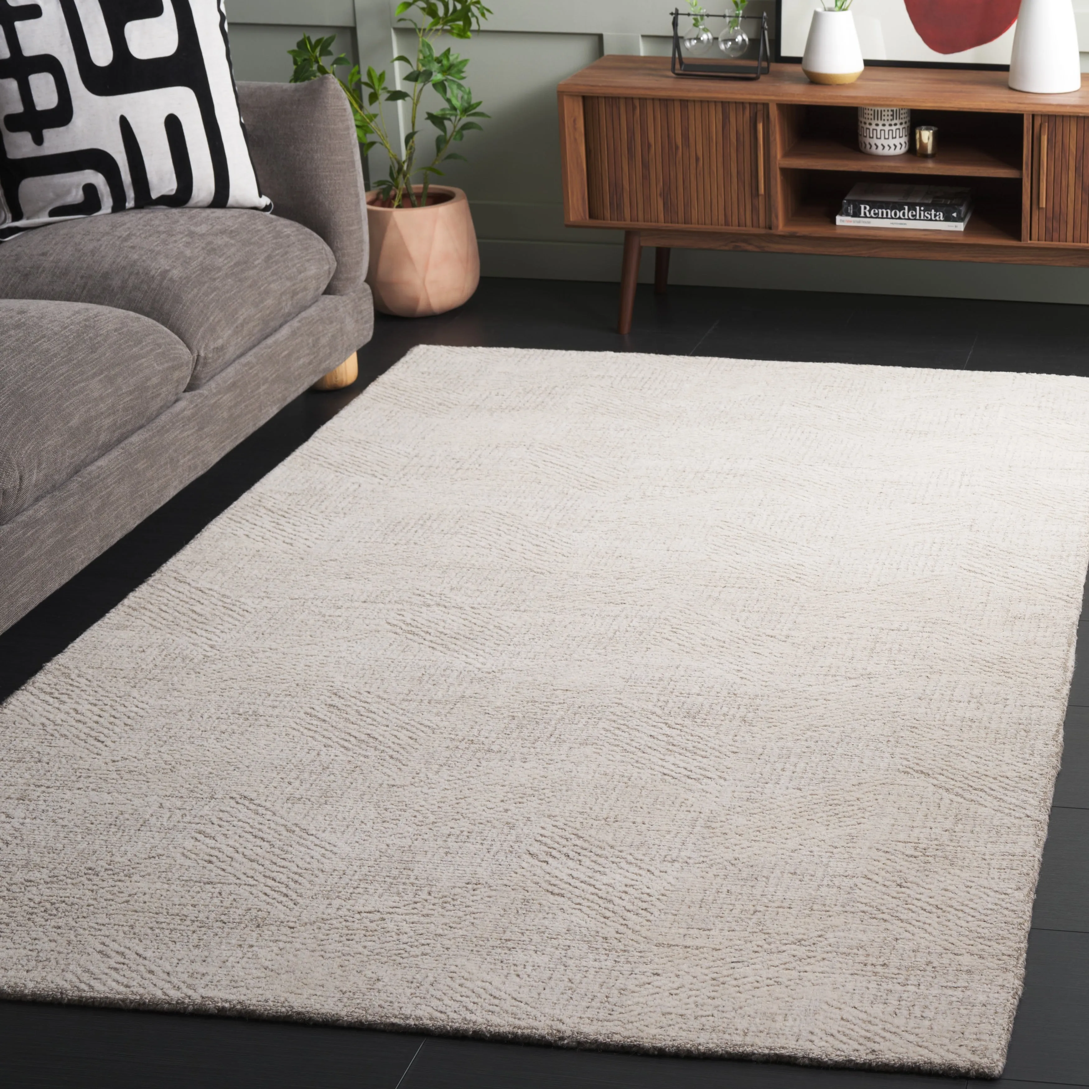 SAFAVIEH Handmade Abstract Arnridur Contemporary Wool Rug
