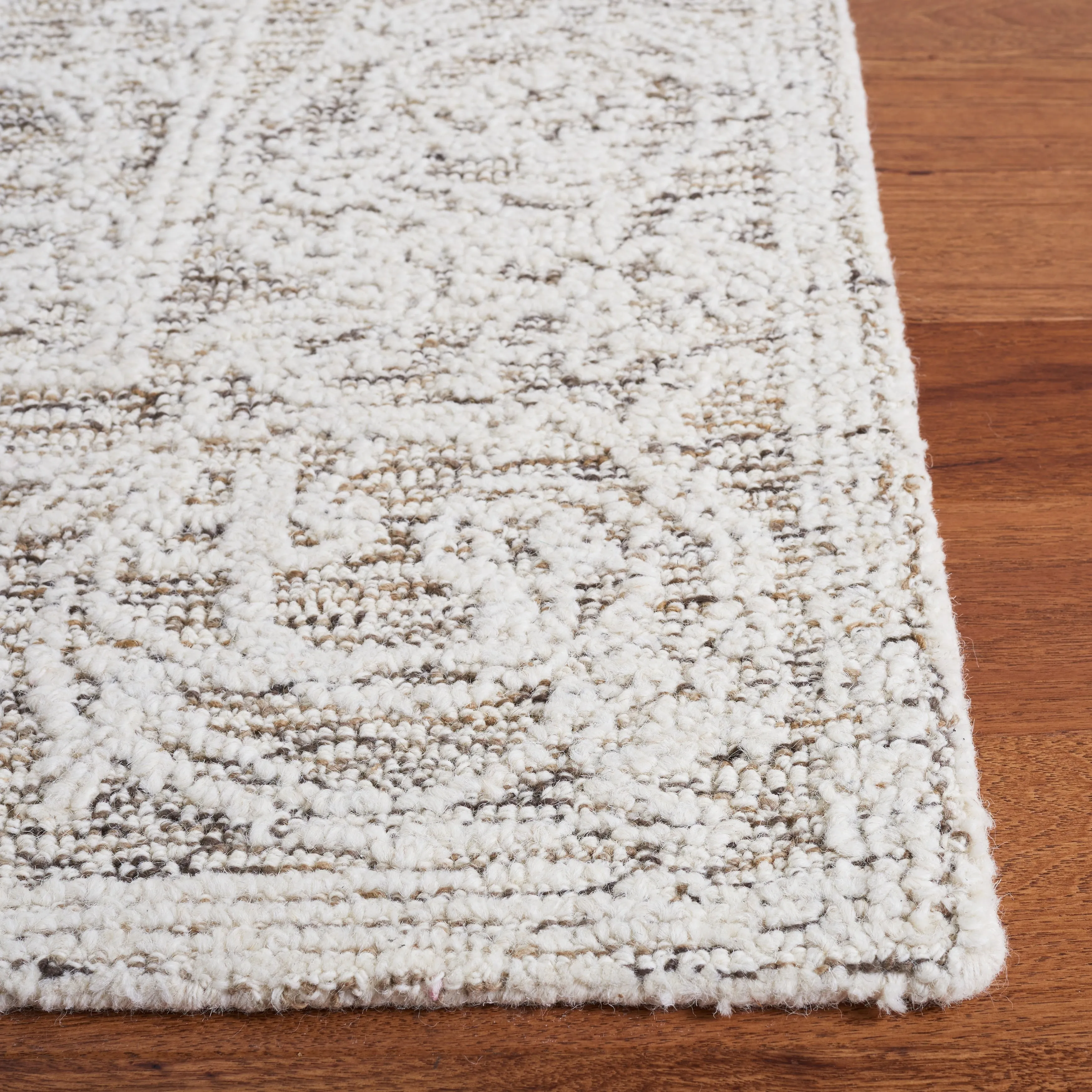 SAFAVIEH Handmade Abstract Fouke Wool Rug