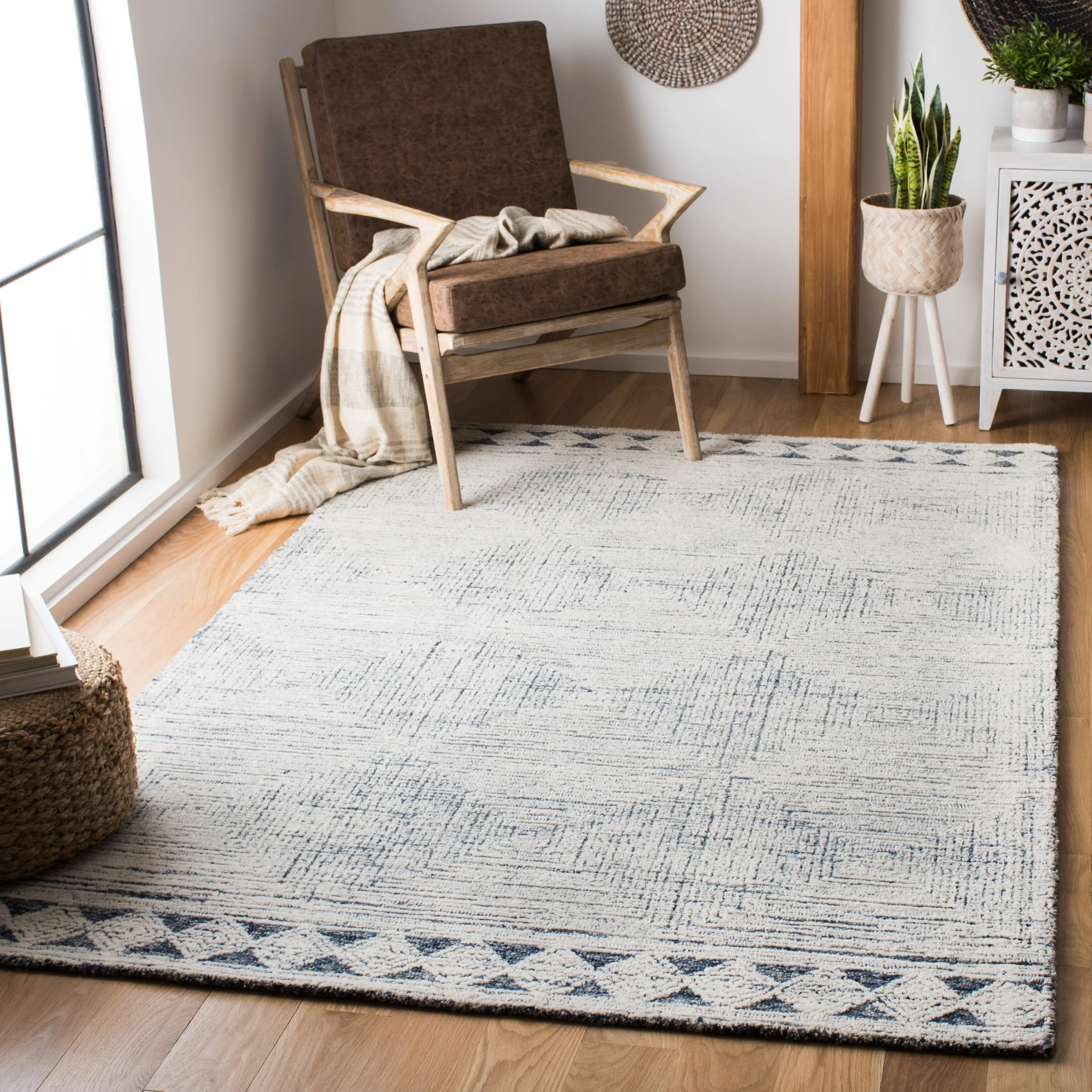 SAFAVIEH Handmade Abstract Rachel Modern Wool Rug