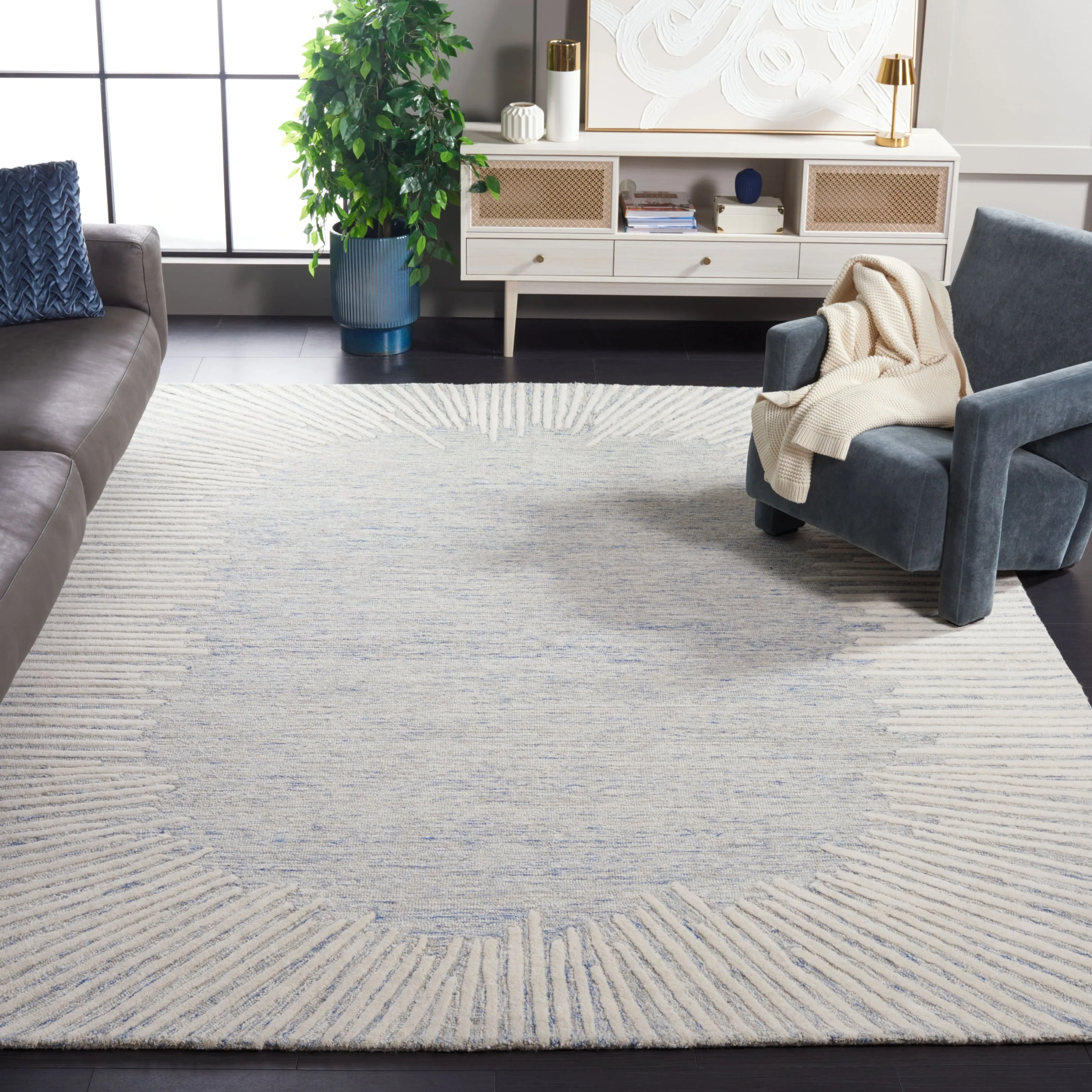 SAFAVIEH Handmade Abstract Sofoula Modern Wool Rug
