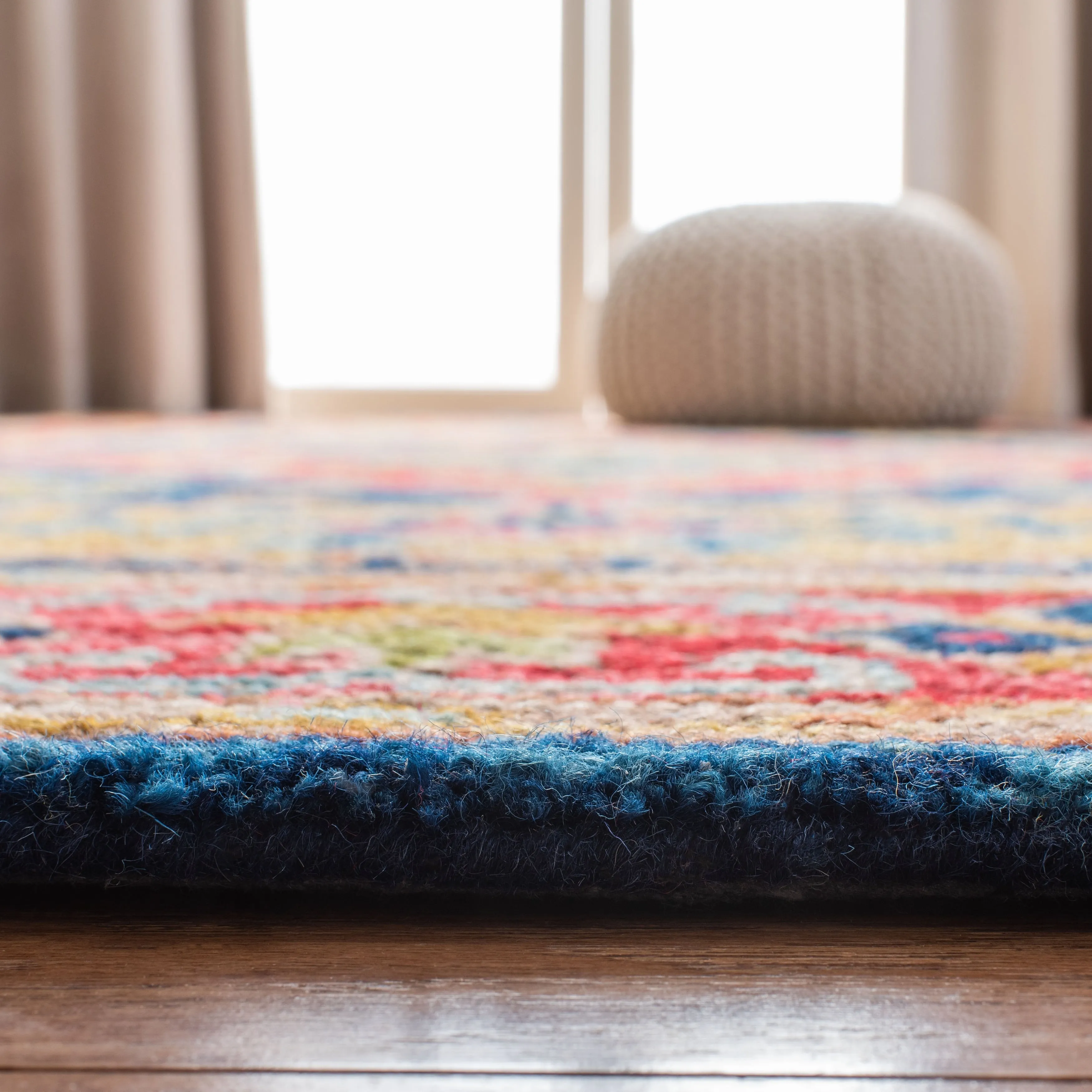 SAFAVIEH Handmade Aspen Anicette Bohemian Wool Rug