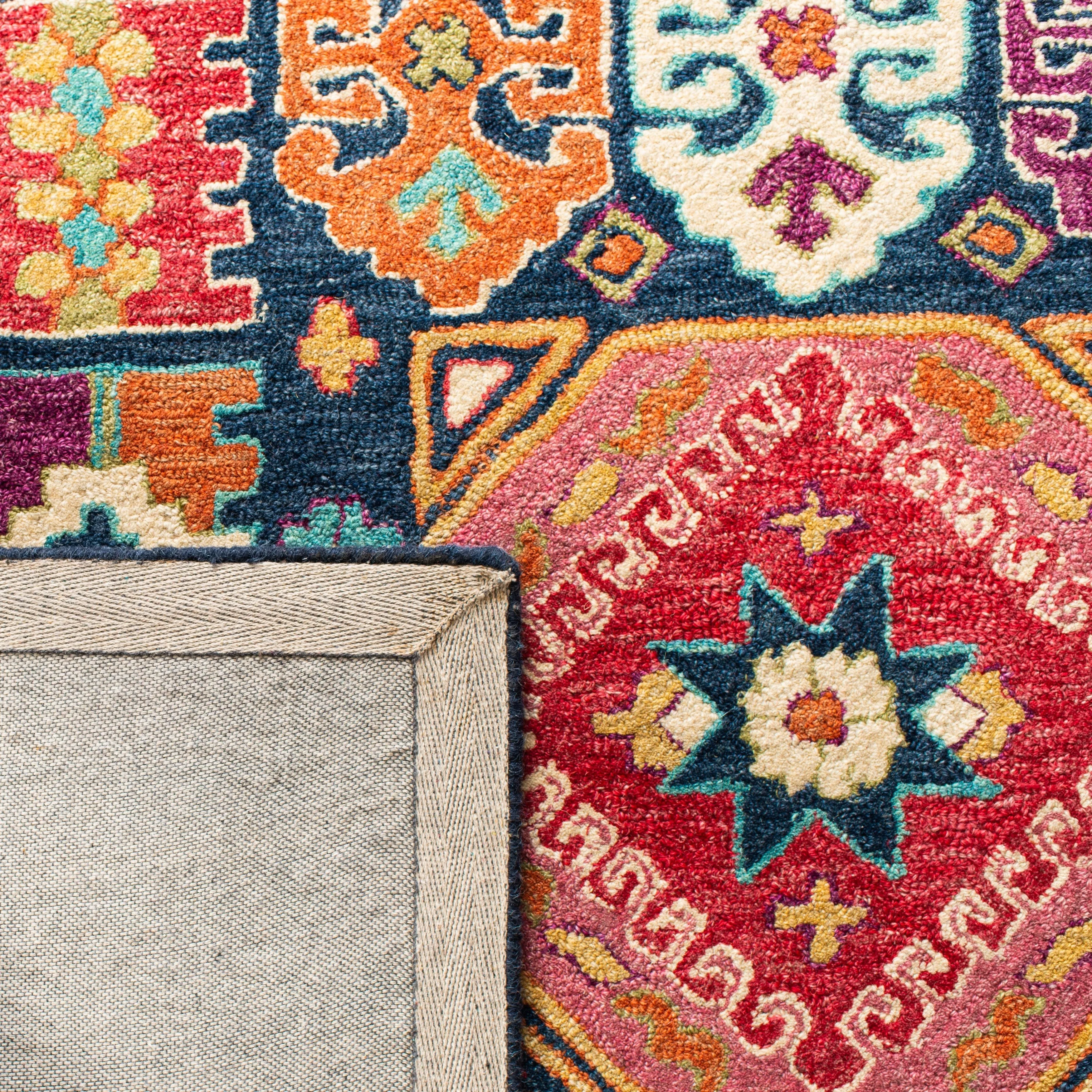 SAFAVIEH Handmade Aspen Maire Bohemian Wool Rug