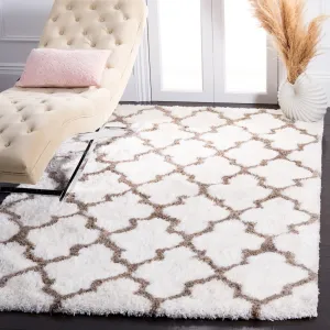 SAFAVIEH Handmade Barcelona Shag Kiyo Polyester Rug