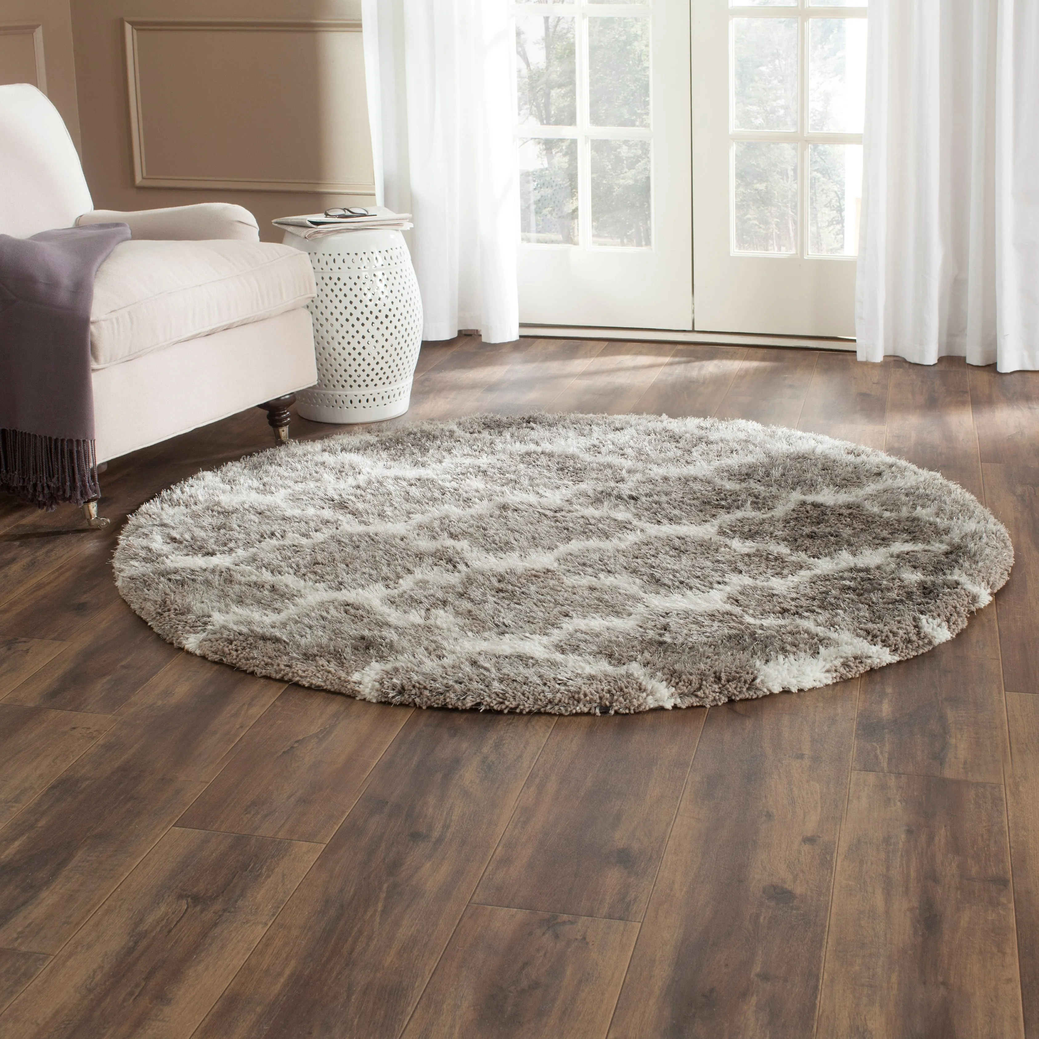 SAFAVIEH Handmade Barcelona Shag Kiyo Polyester Rug