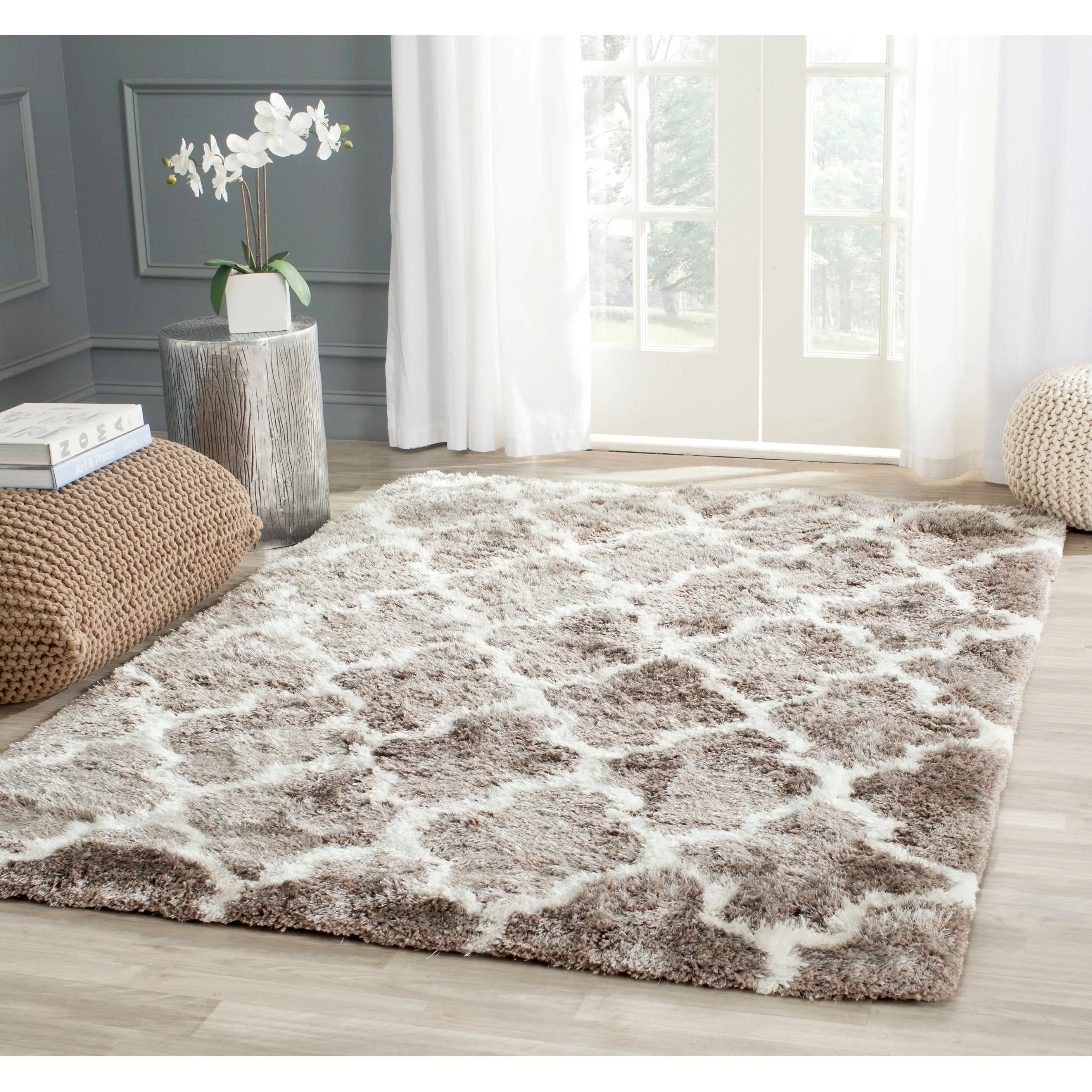 SAFAVIEH Handmade Barcelona Shag Kiyo Polyester Rug