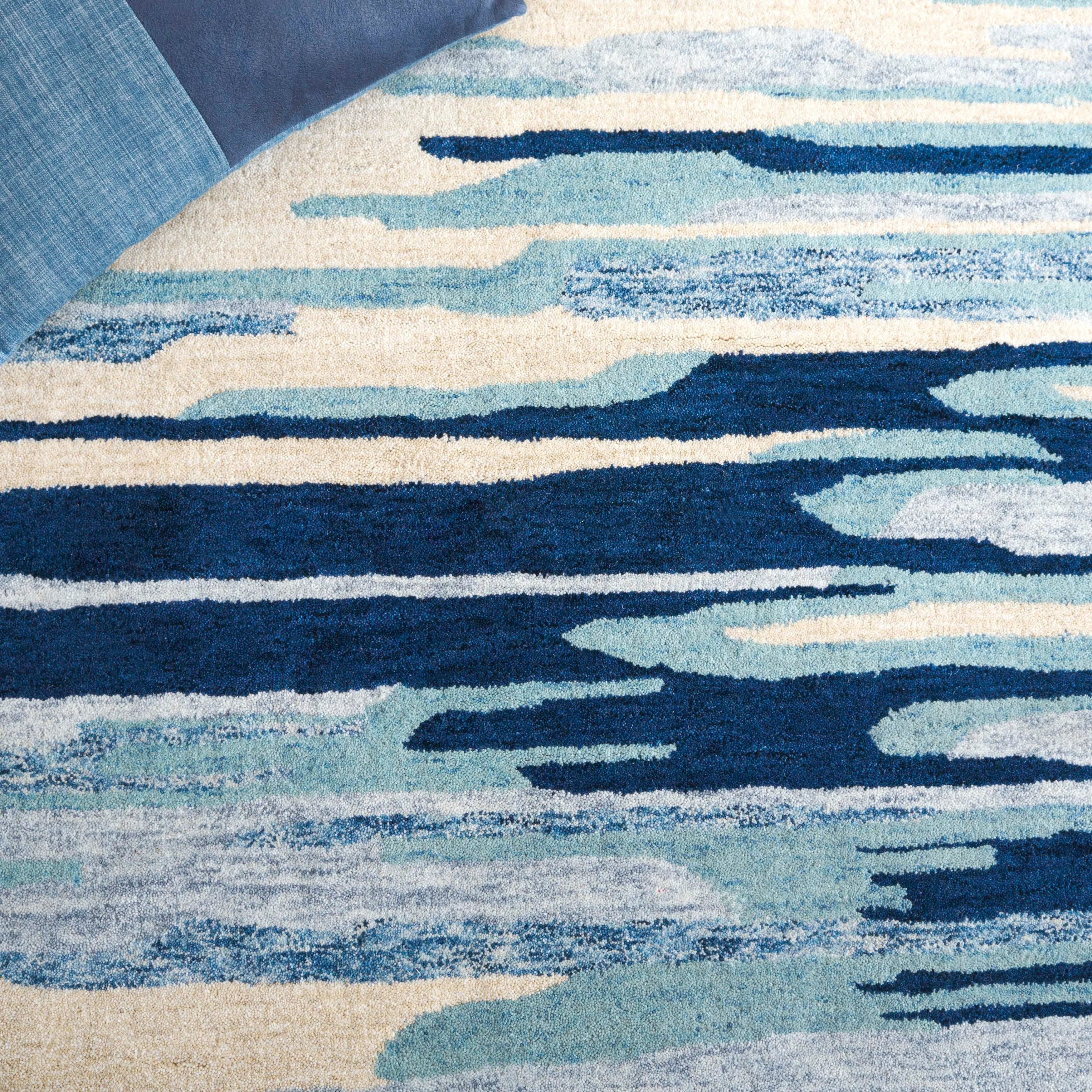 SAFAVIEH Handmade Bellagio Camelia Contemporary Wool Rug