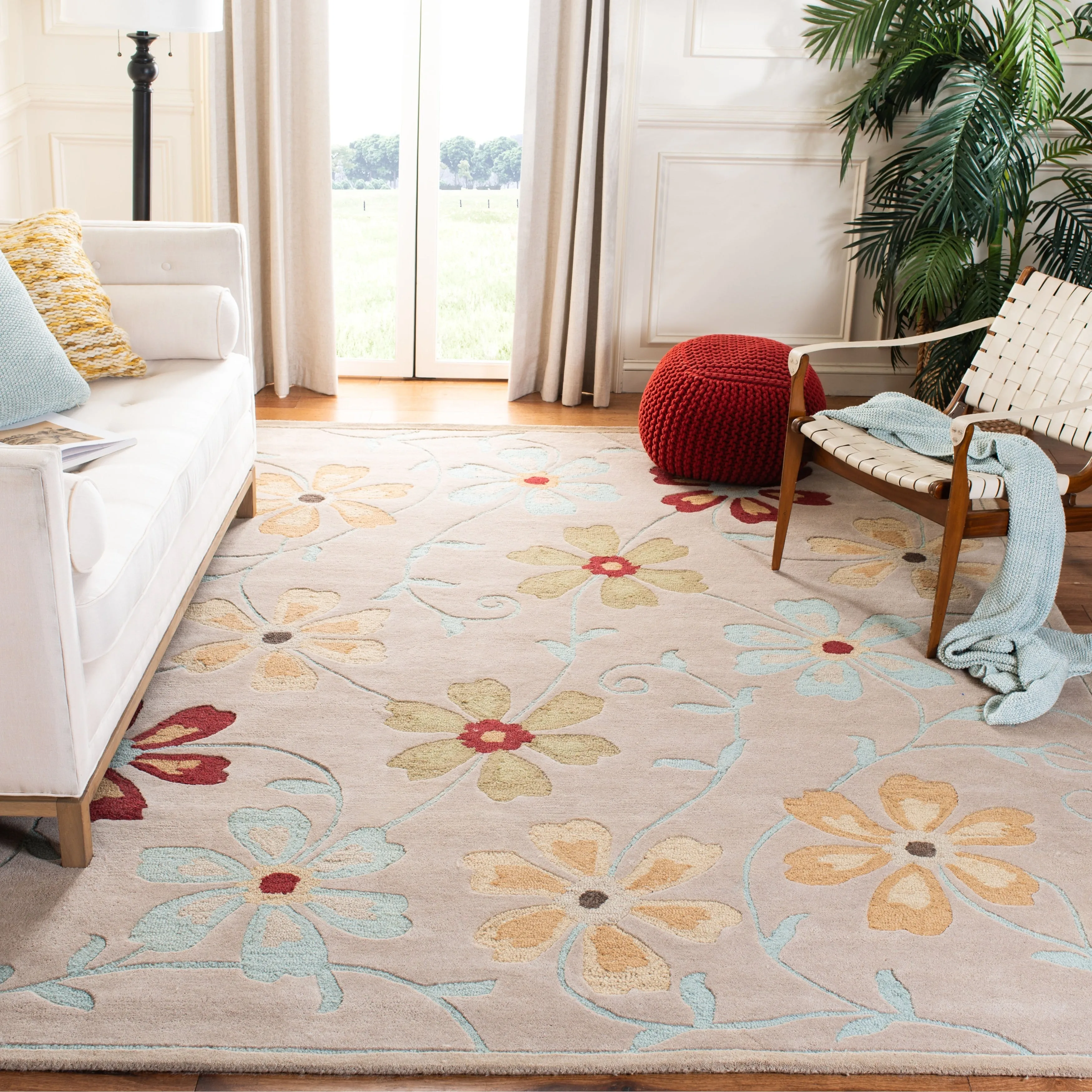 SAFAVIEH Handmade Blossom Jayasri Modern Floral Wool Rug