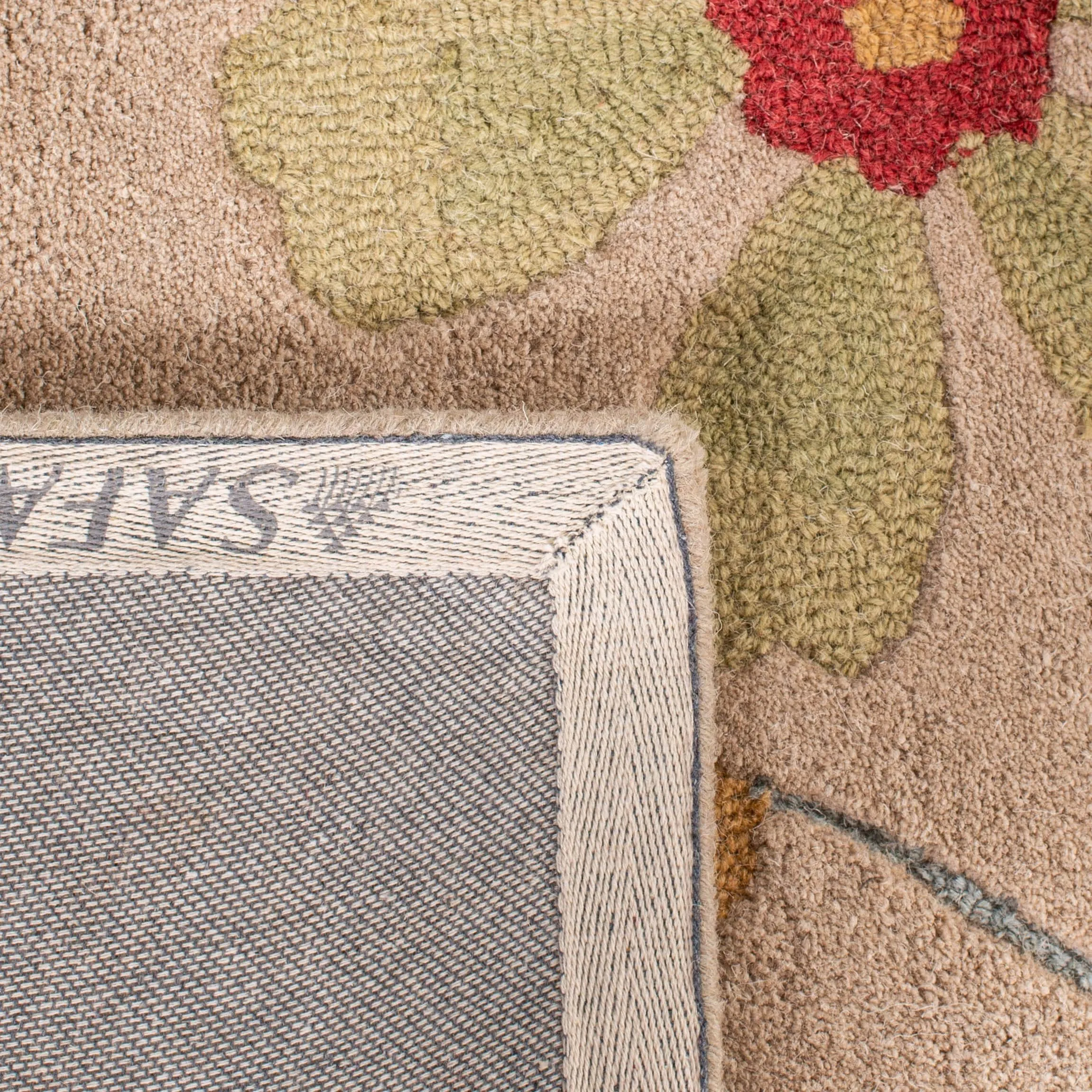 SAFAVIEH Handmade Blossom Jayasri Modern Floral Wool Rug
