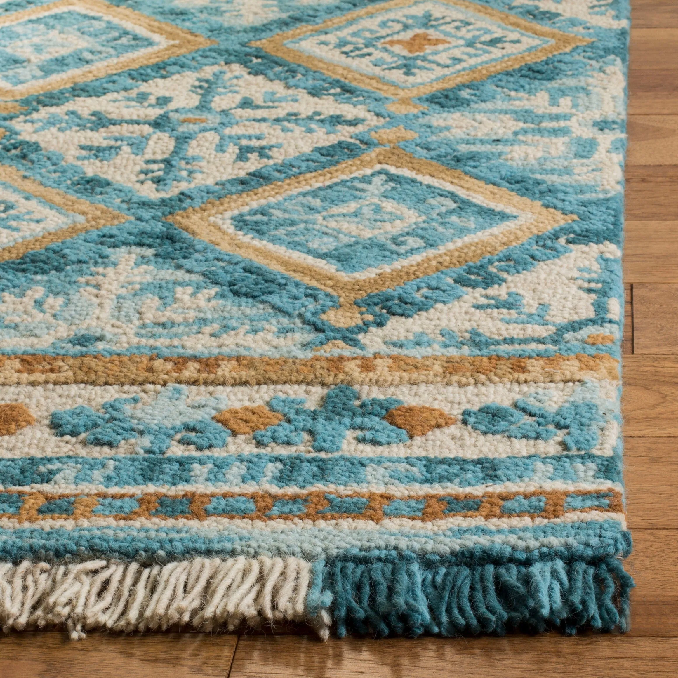 SAFAVIEH Handmade Blossom Kokoro Modern Floral Wool Rug