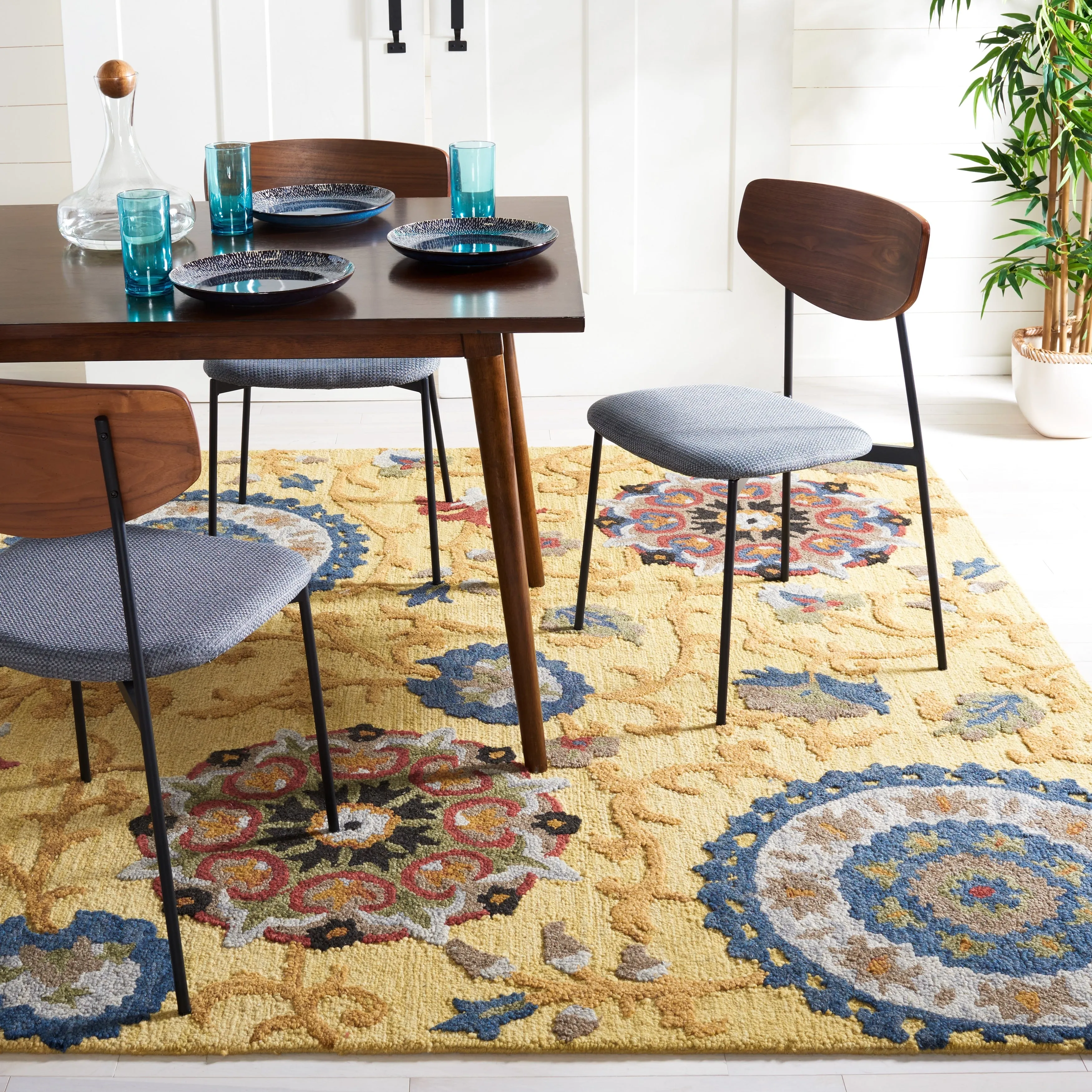 SAFAVIEH Handmade Blossom Maaret Modern Floral Wool Rug