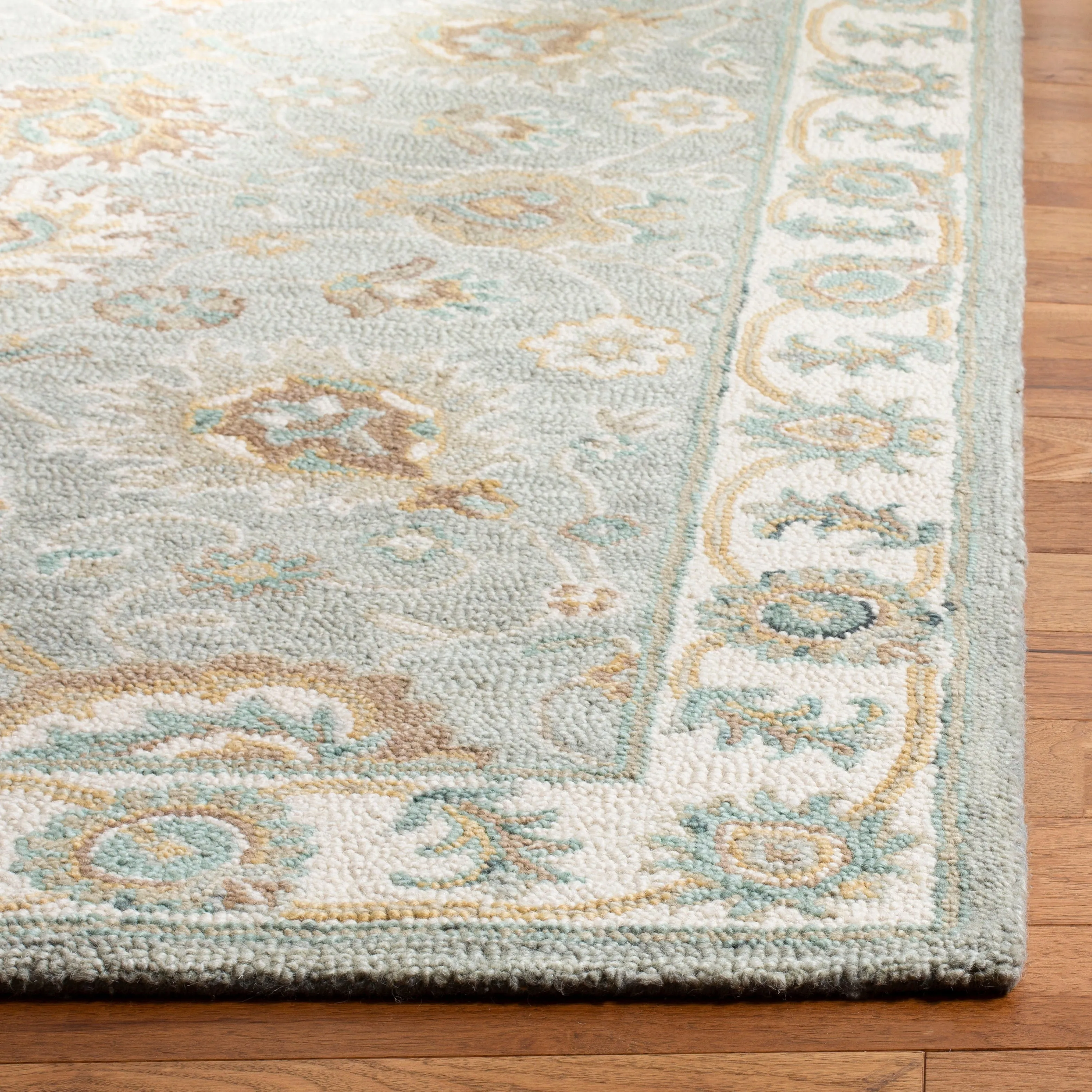 SAFAVIEH Handmade Blossom Riki Modern Floral Wool Rug