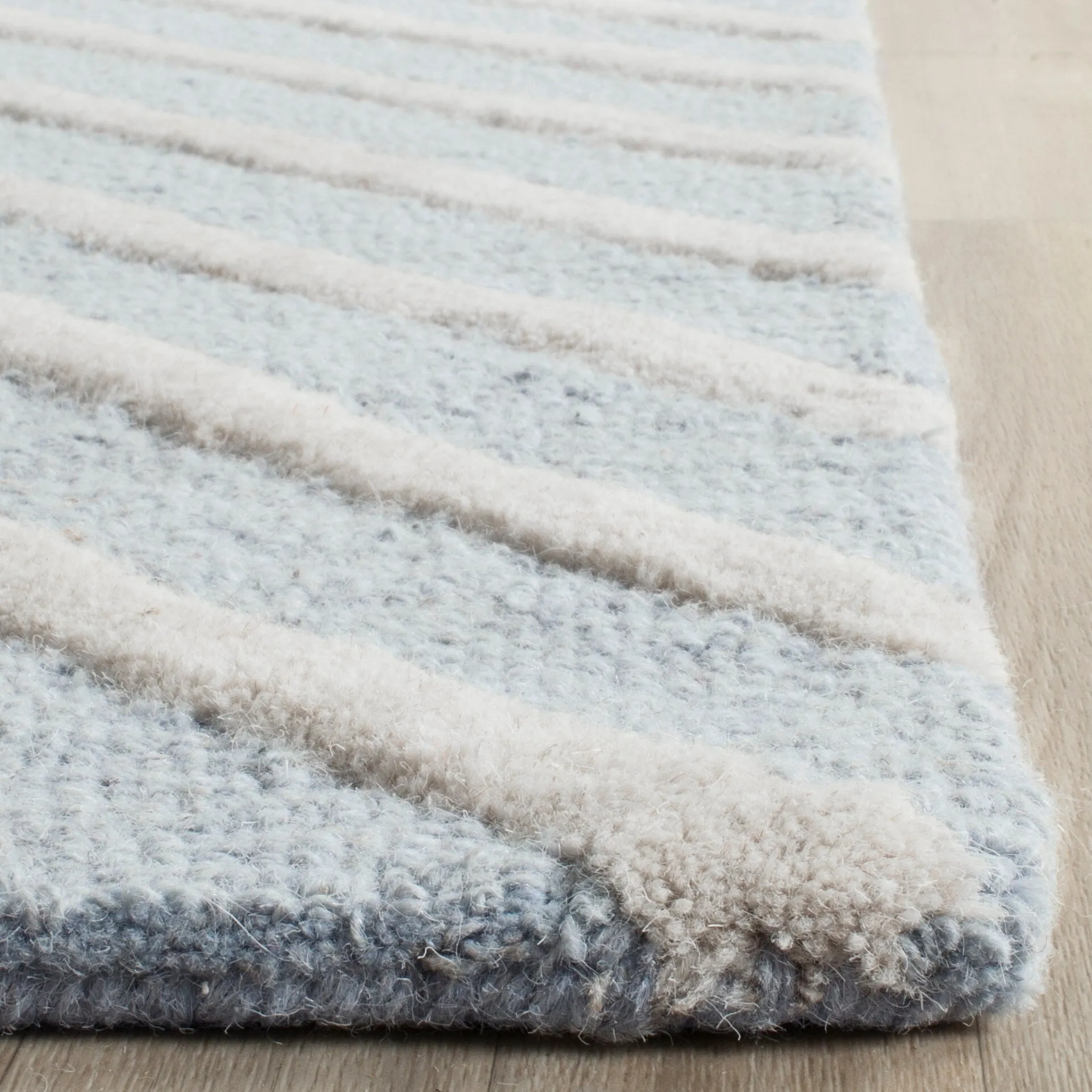 SAFAVIEH Handmade Cambridge Beke Modern Moroccan Wool Rug
