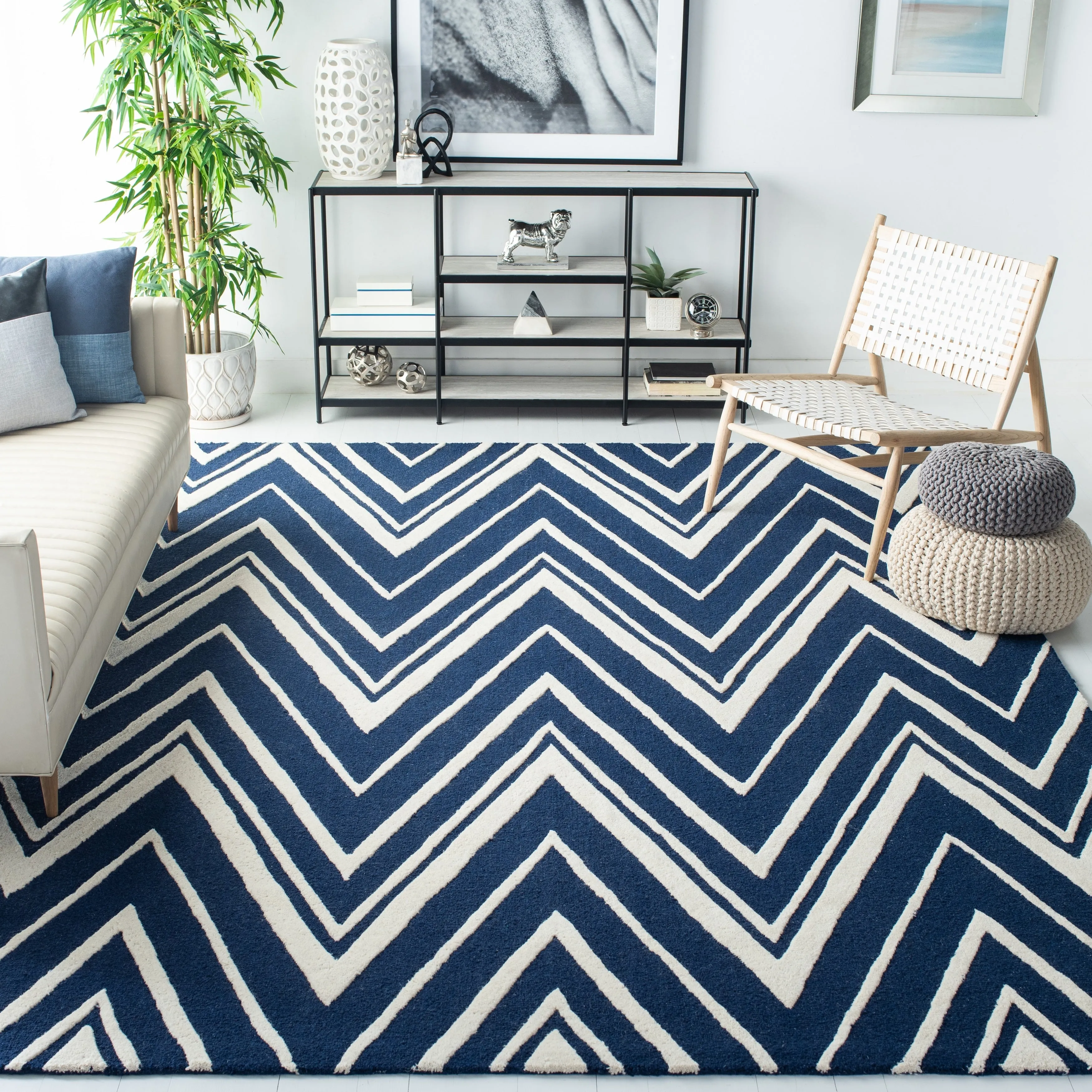 SAFAVIEH Handmade Cambridge Fumiko Modern Moroccan Wool Rug