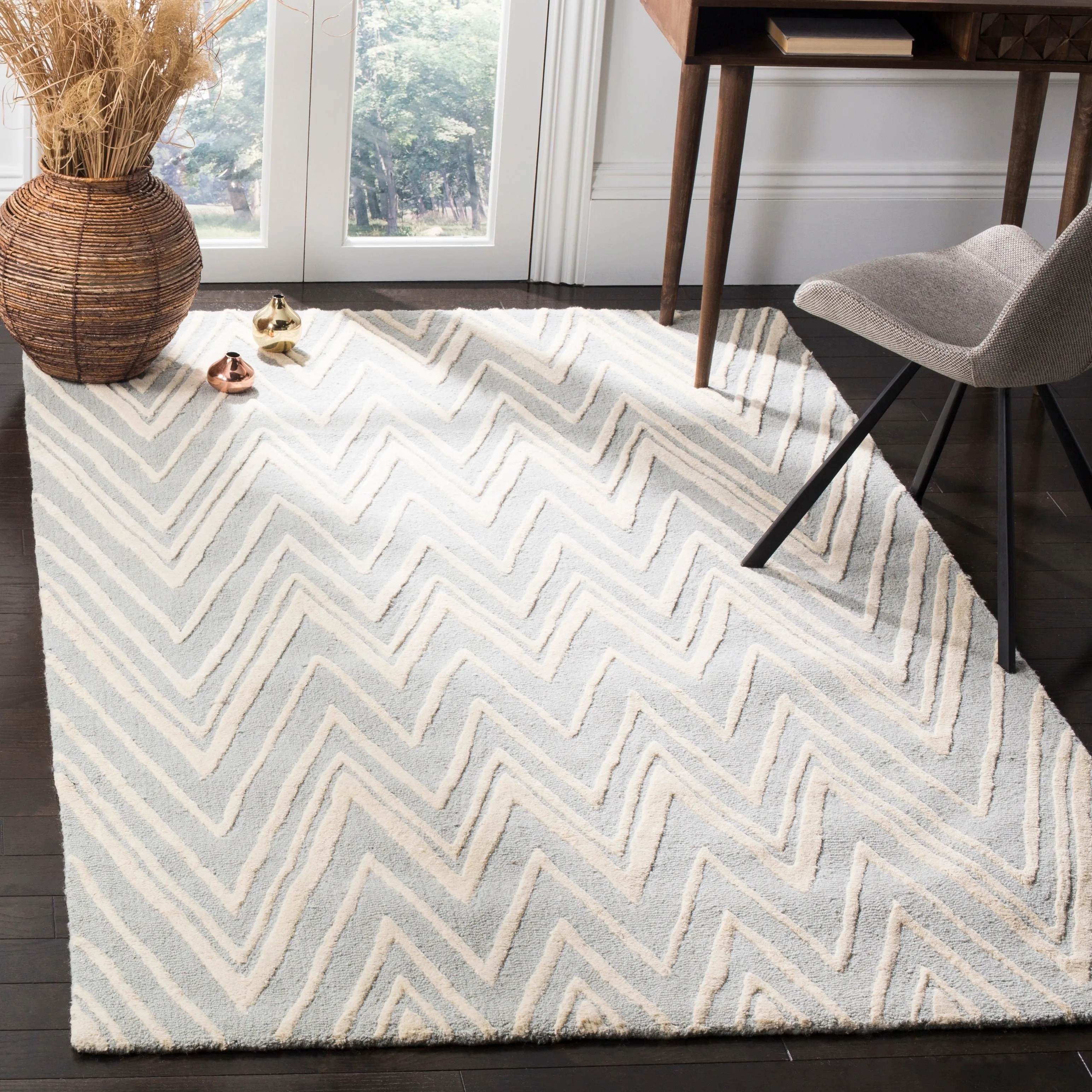 SAFAVIEH Handmade Cambridge Fumiko Modern Moroccan Wool Rug