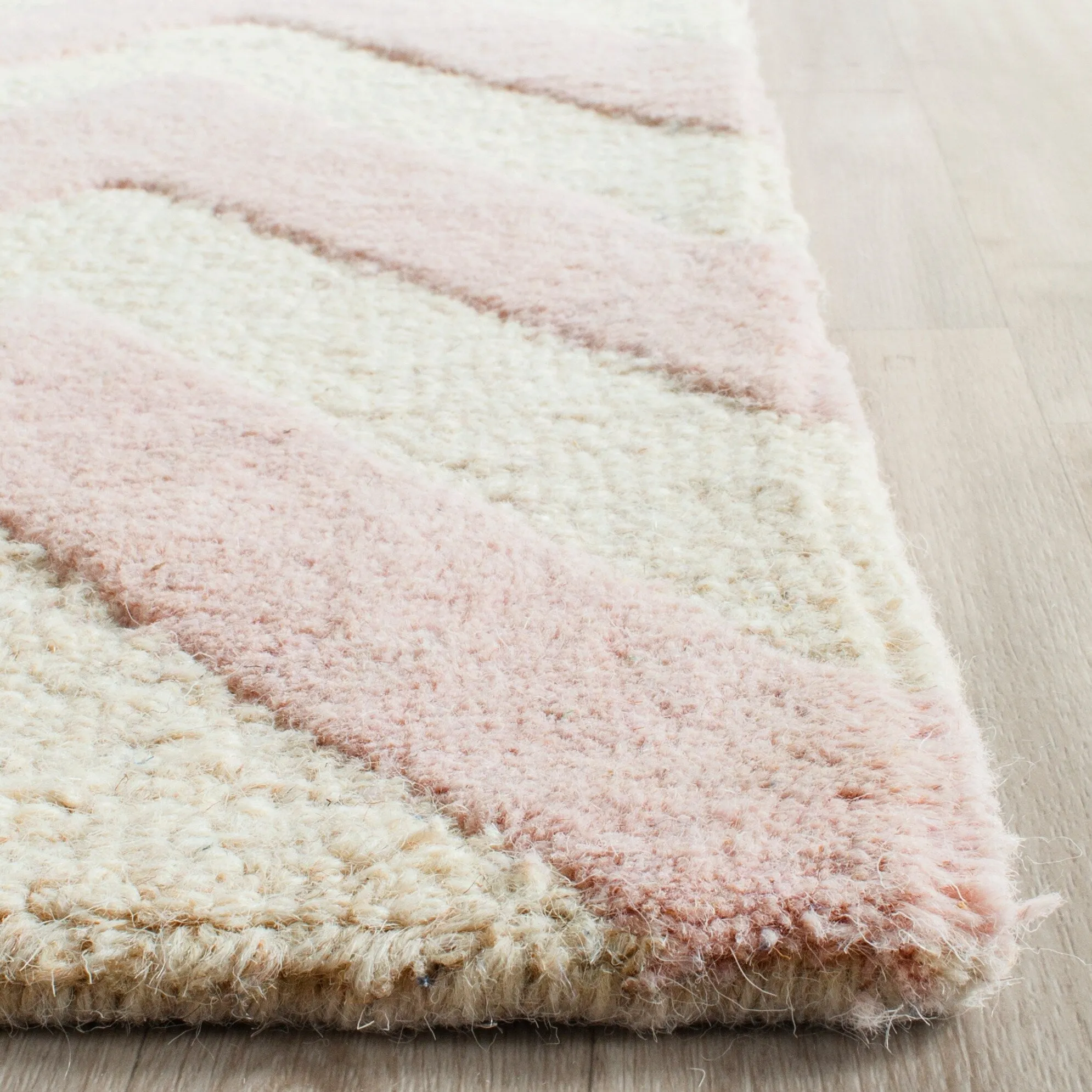 SAFAVIEH Handmade Cambridge Hicran Modern Moroccan Wool Rug