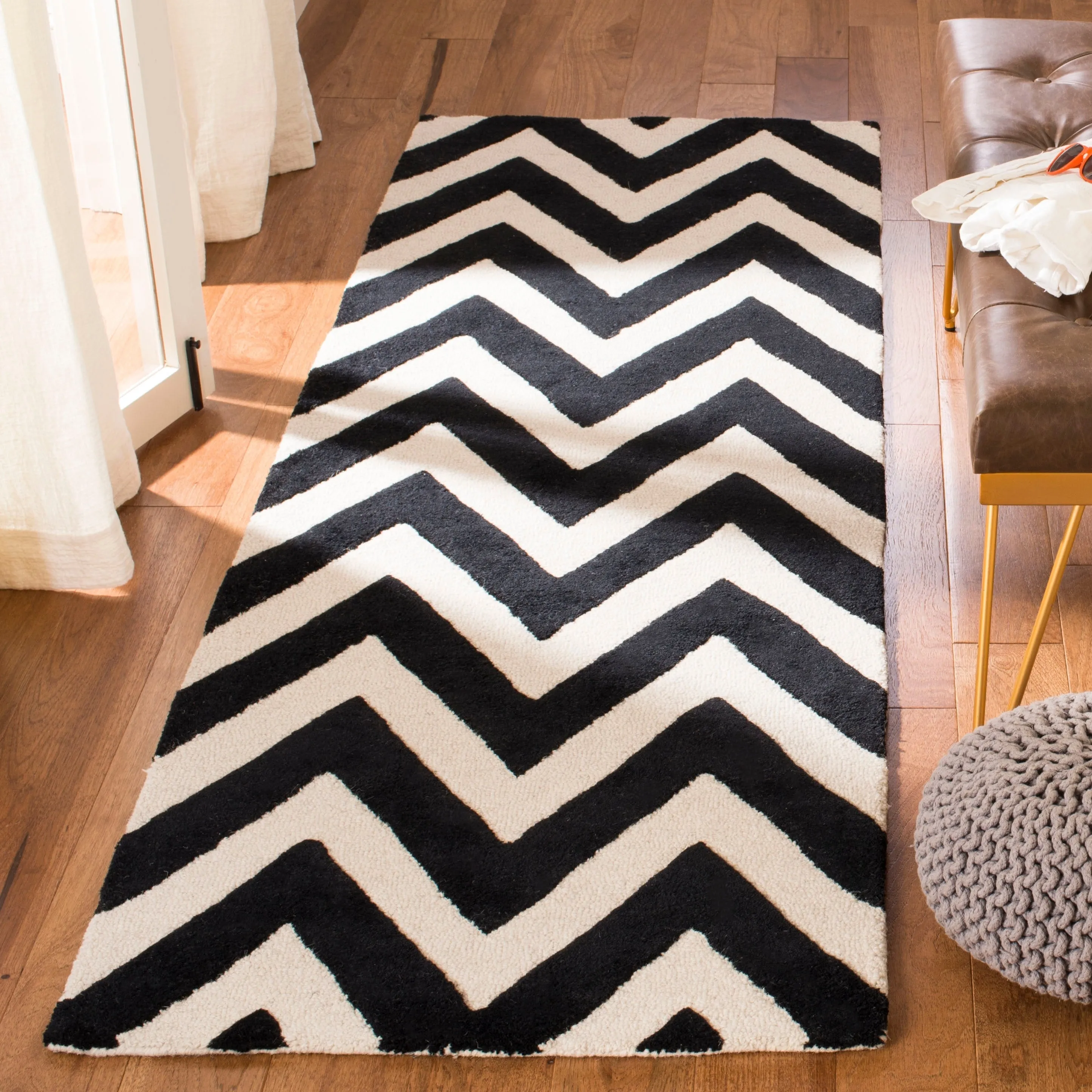 SAFAVIEH Handmade Cambridge Hicran Modern Moroccan Wool Rug