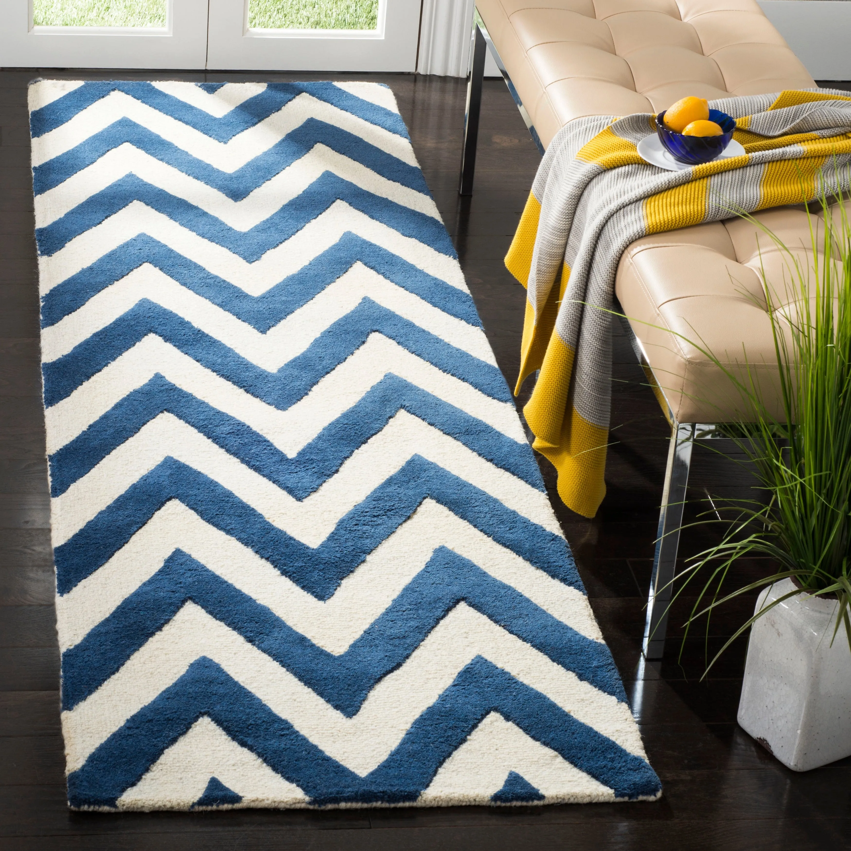 SAFAVIEH Handmade Cambridge Hicran Modern Moroccan Wool Rug