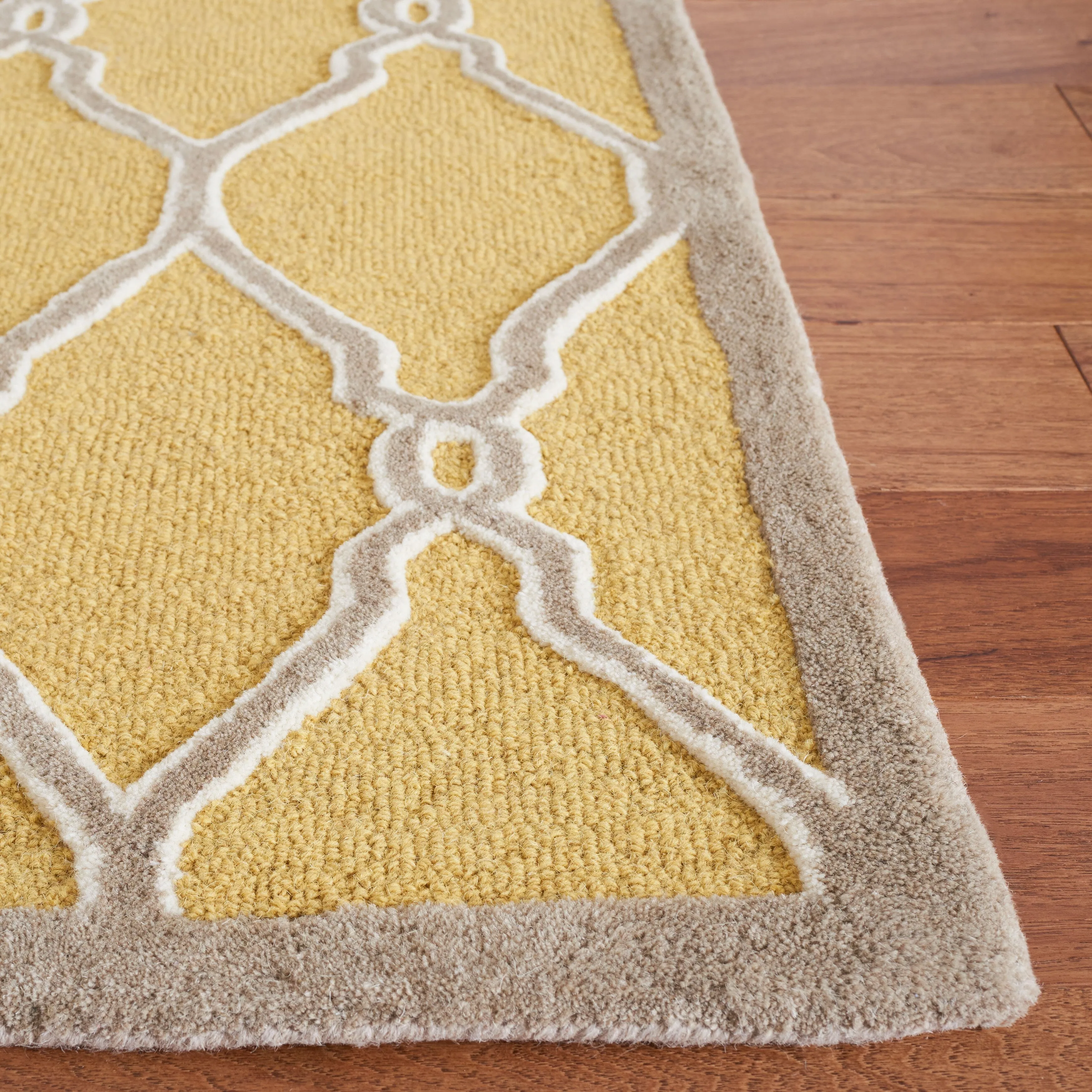 SAFAVIEH Handmade Cambridge Richtsje Moroccan Trellis Wool Rug