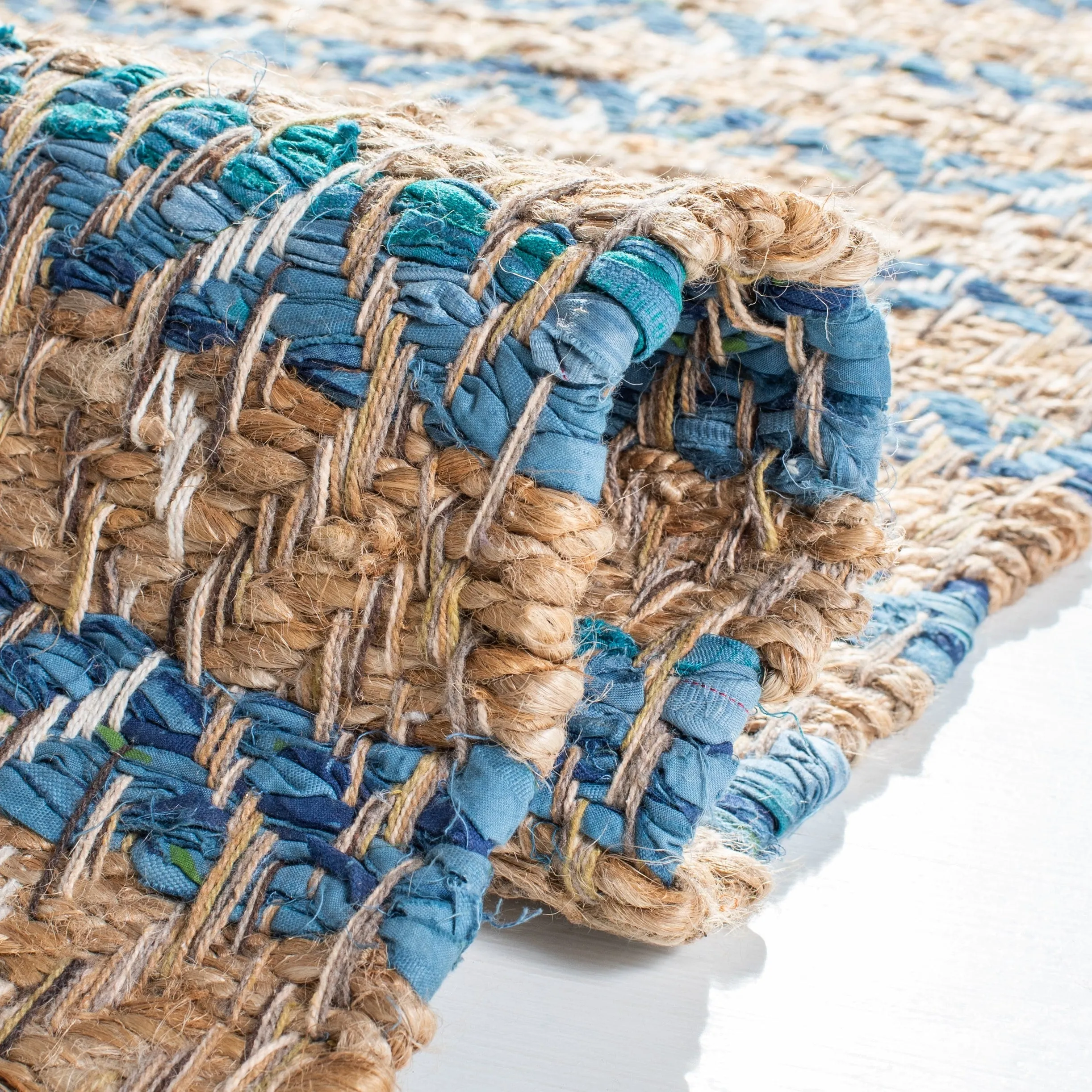 SAFAVIEH Handmade Cape Cod Lonnie Jute & Cotton Braided